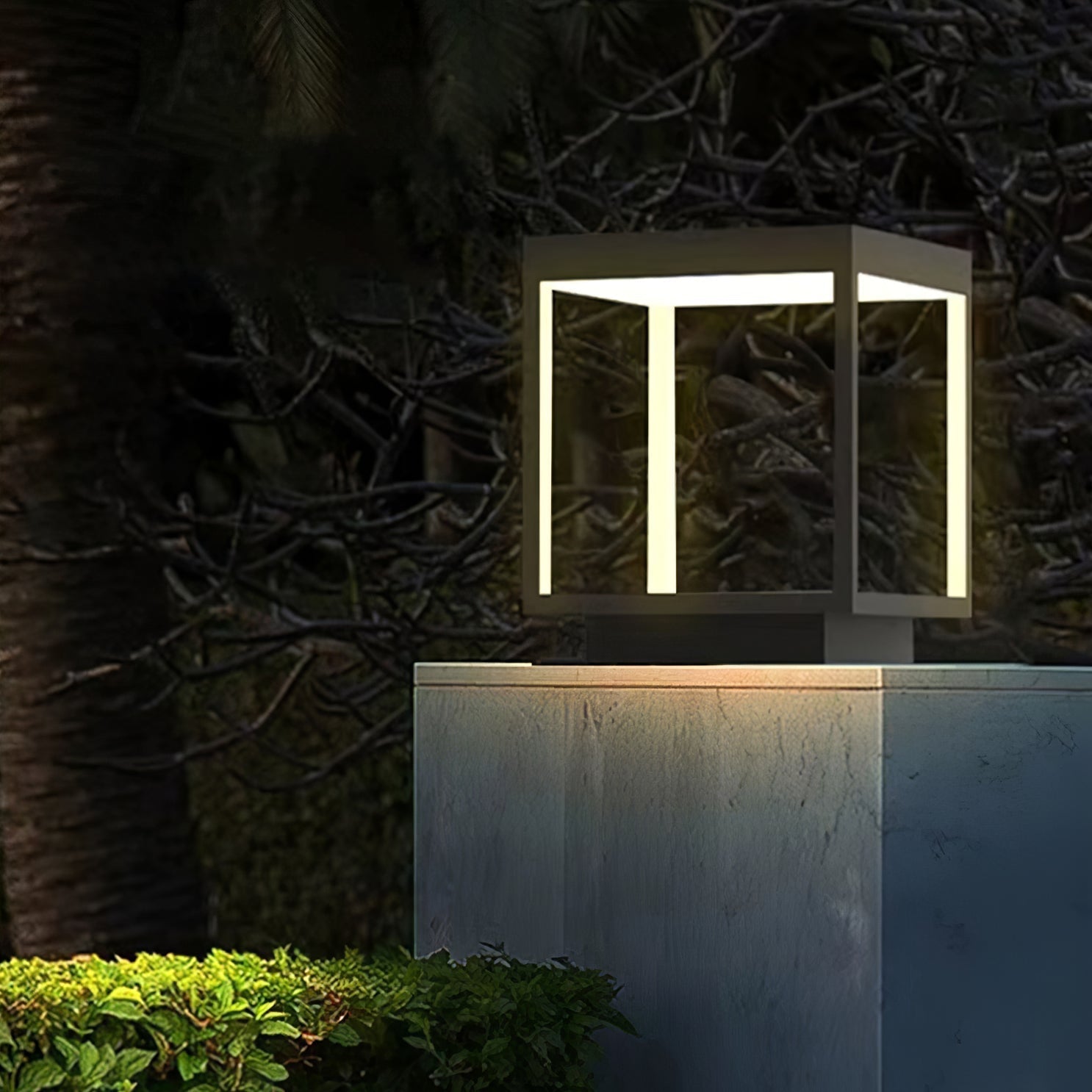 Odenis Steel Classic Table Lamp