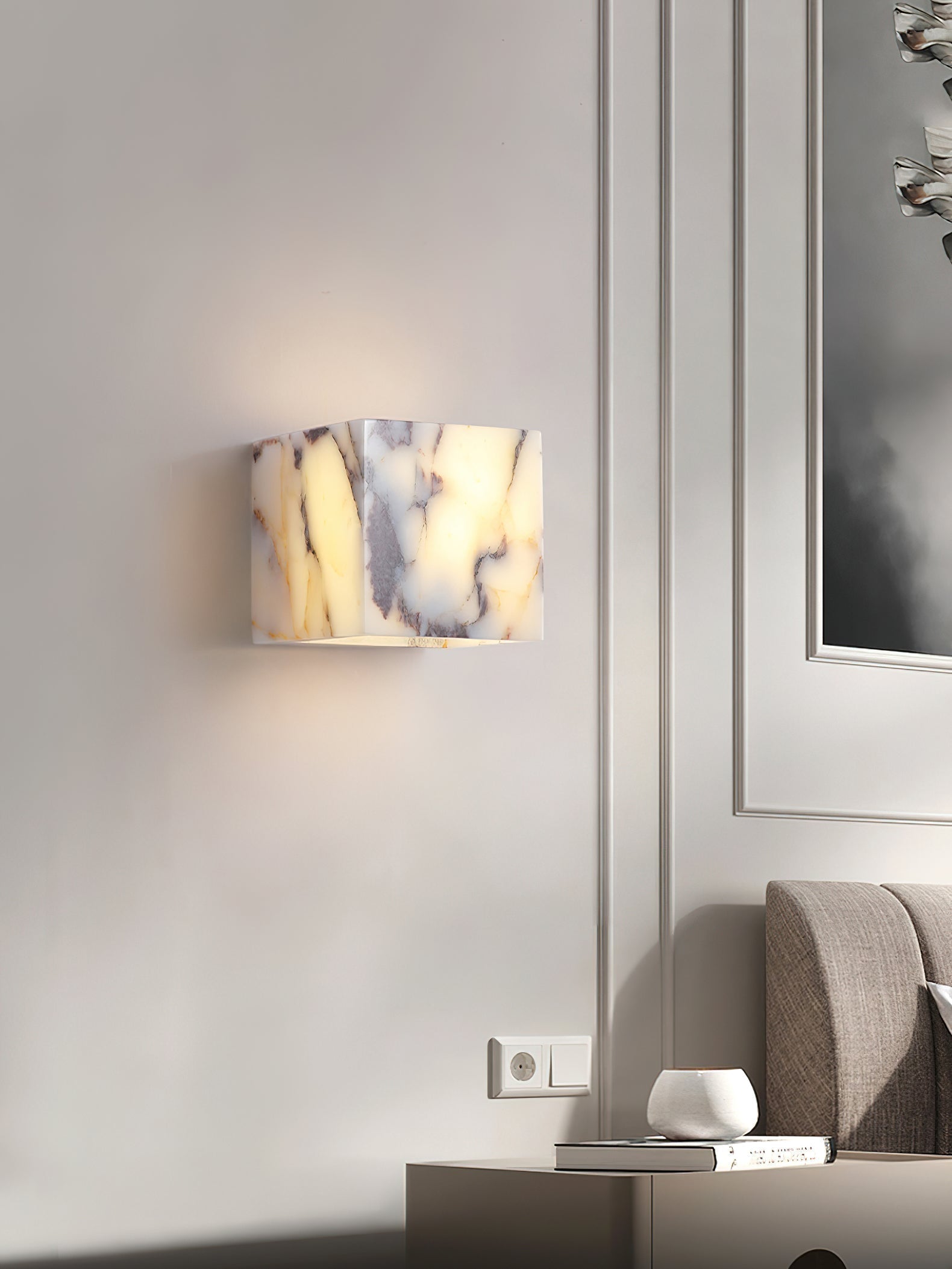Neranina Marble Wall Lamp
