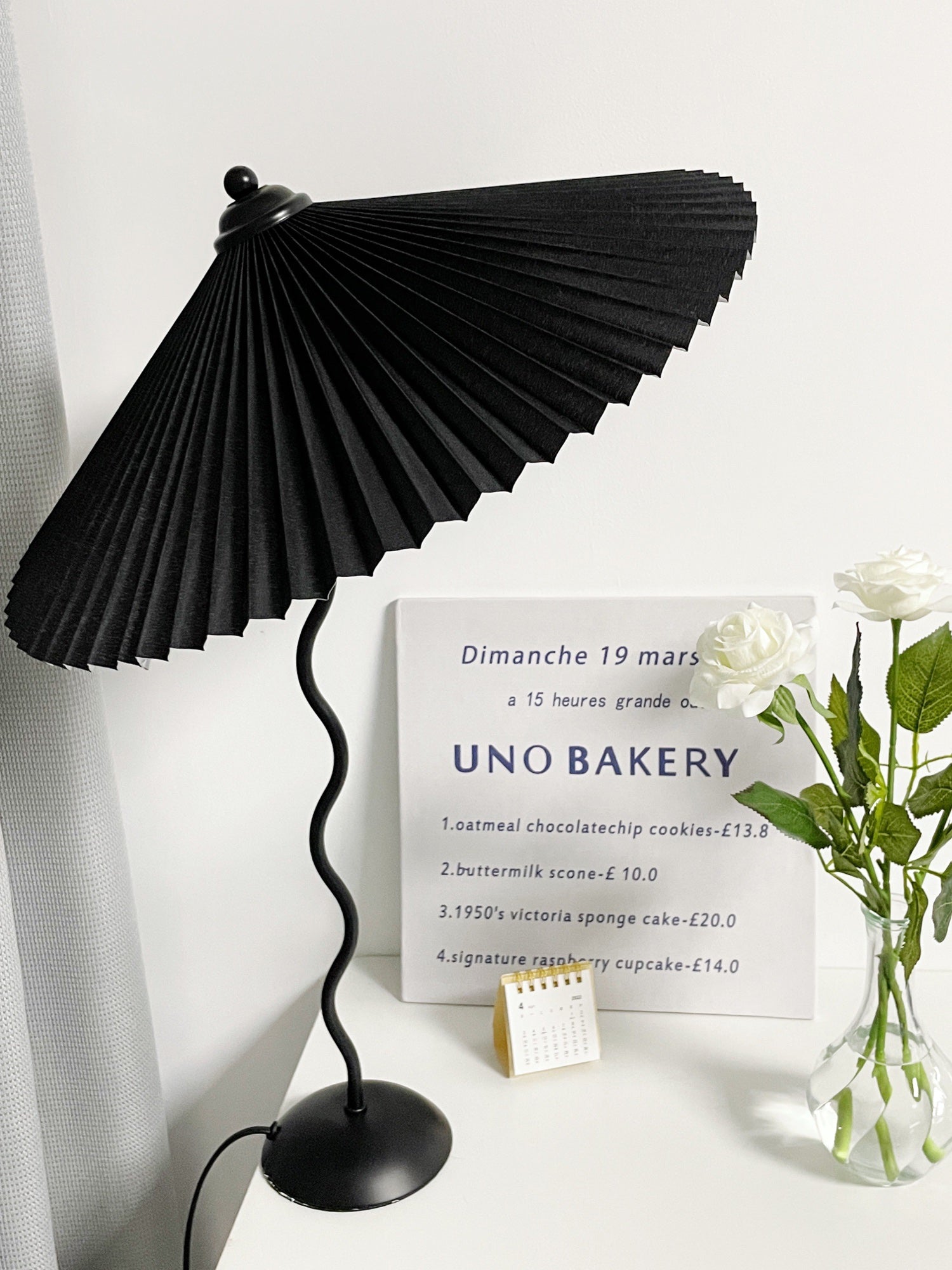 Vioro Fabric Table Lamp