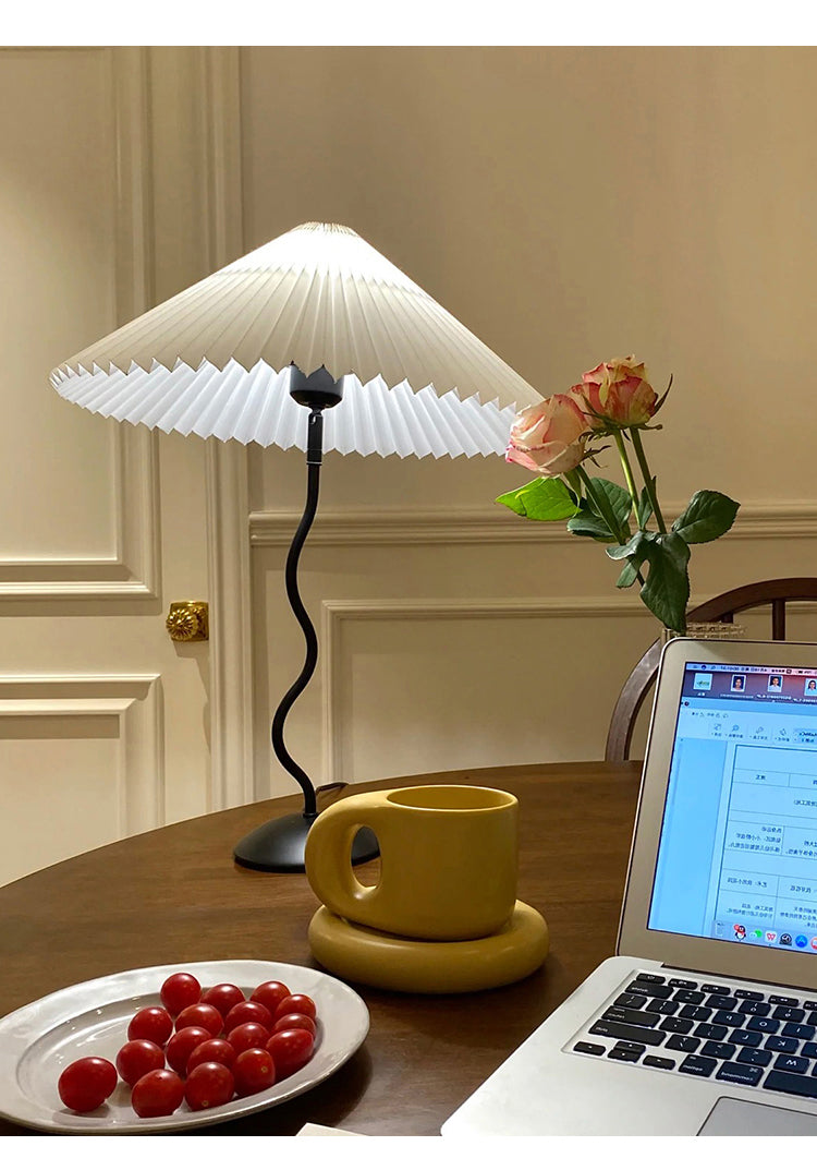 Vioro Fabric Table Lamp