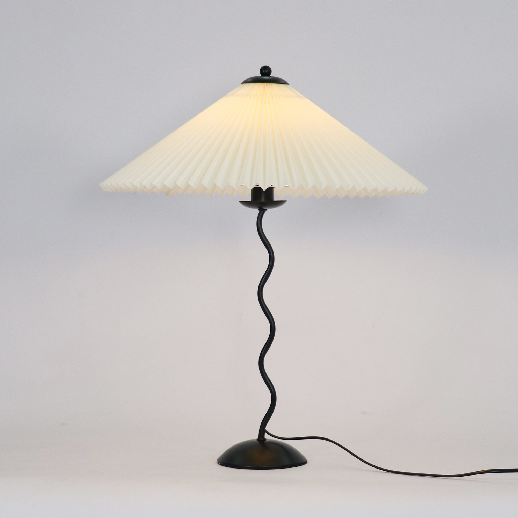 Vioro Fabric Table Lamp