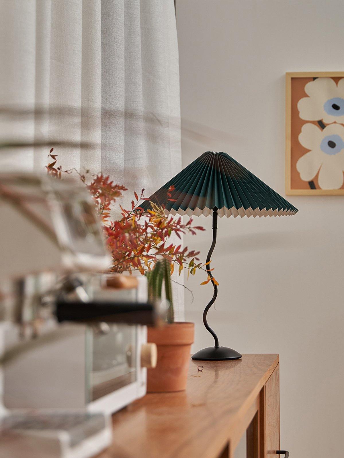 Vioro Fabric Table Lamp