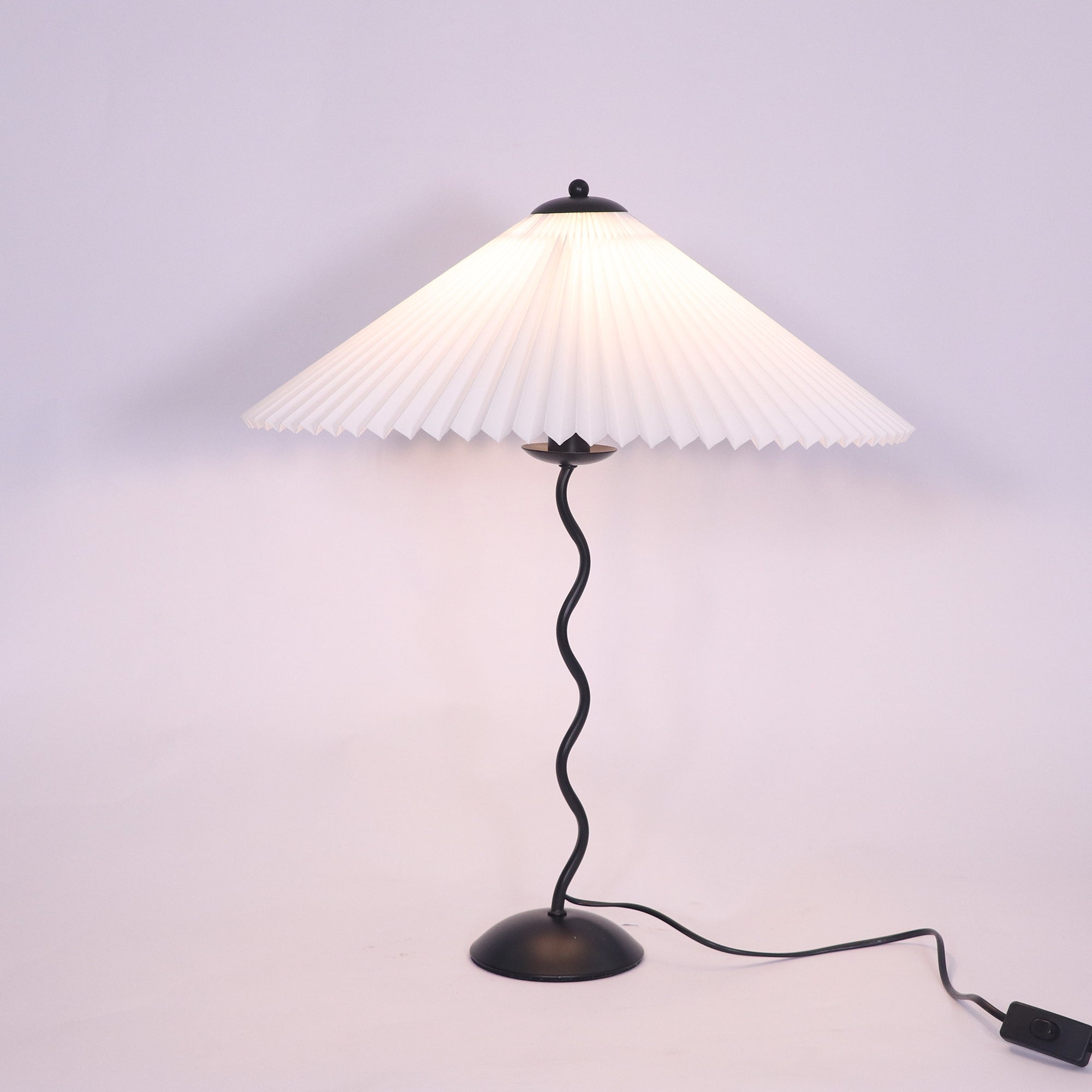 Vioro Fabric Table Lamp