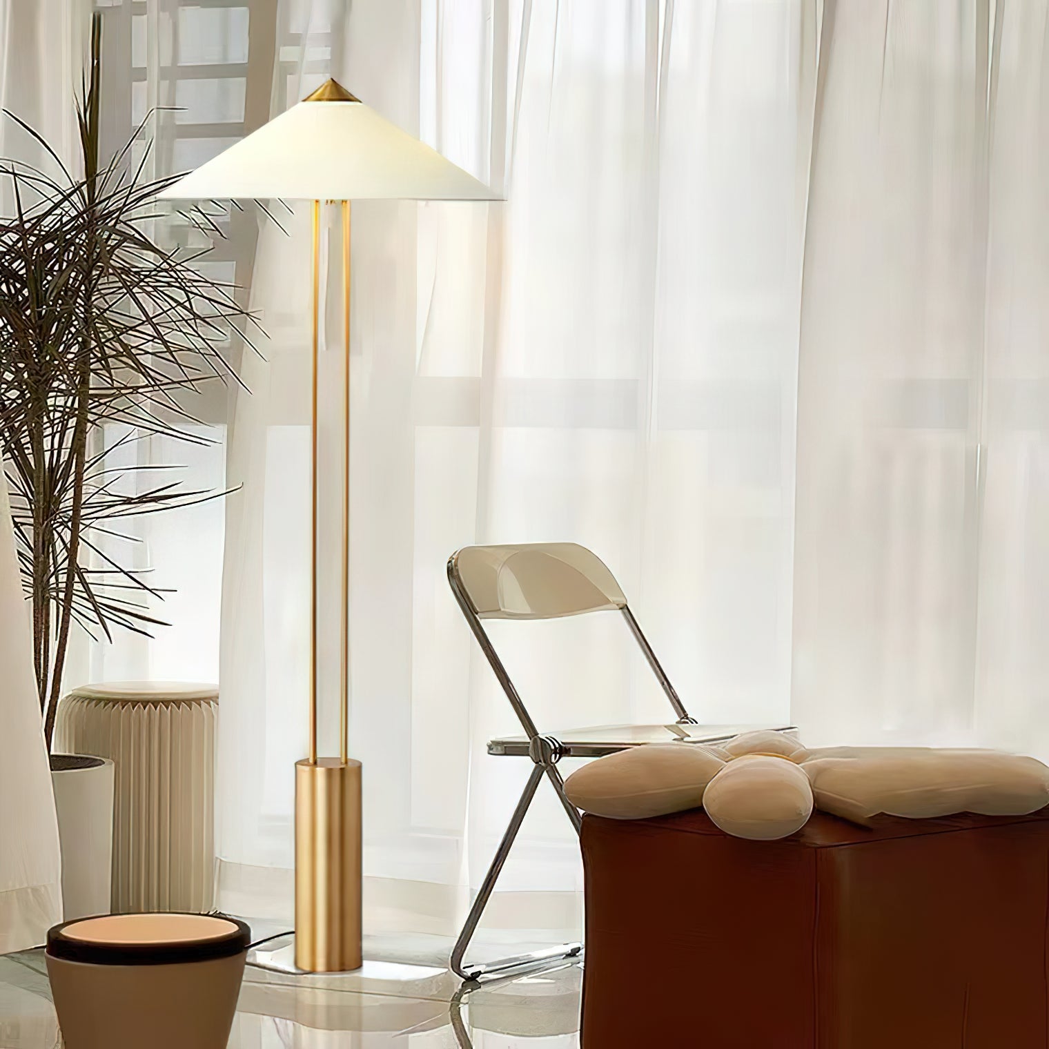 Veleaya Floor Lamp