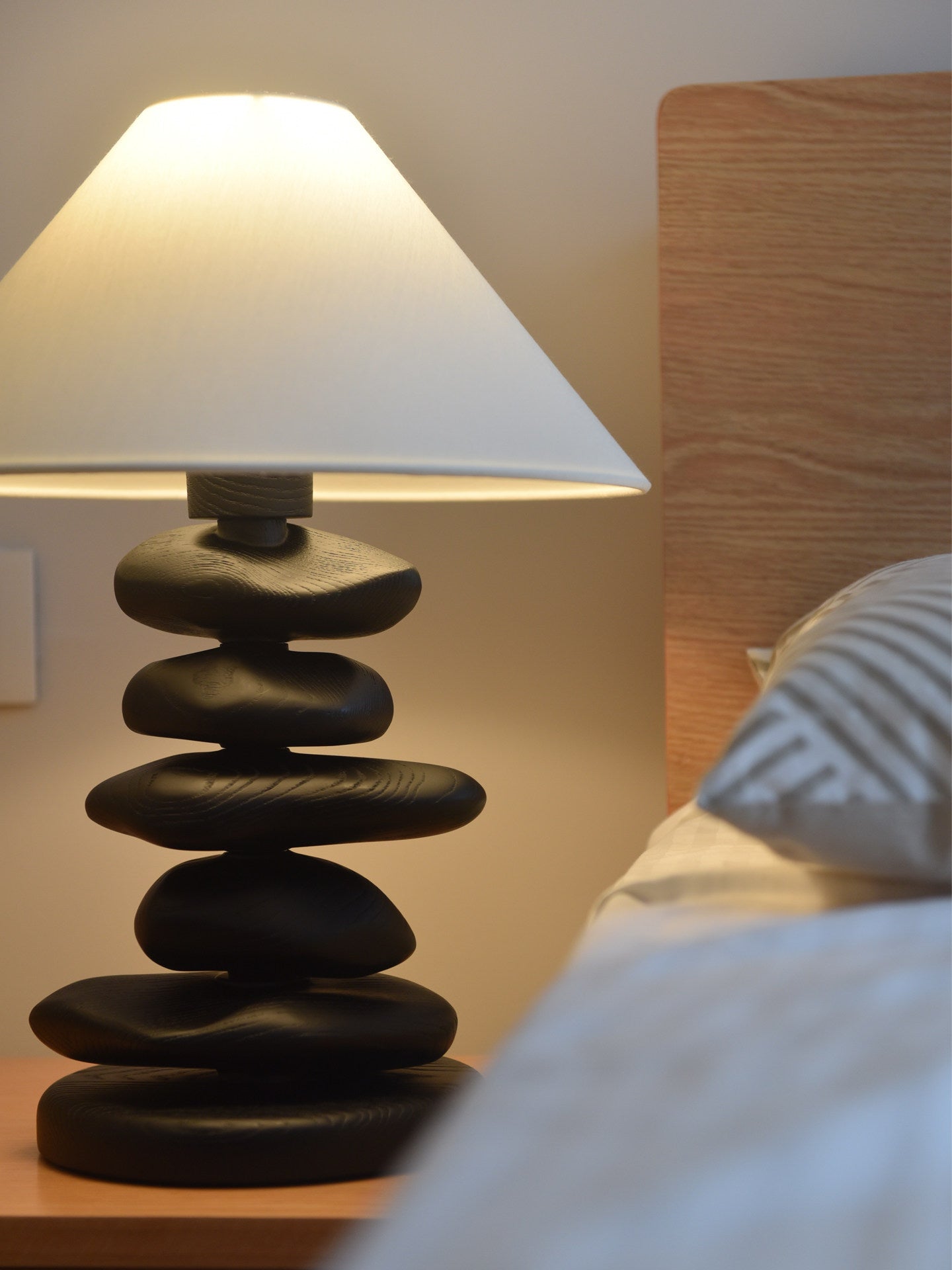 Stacked Pebble Wood Table Lamp