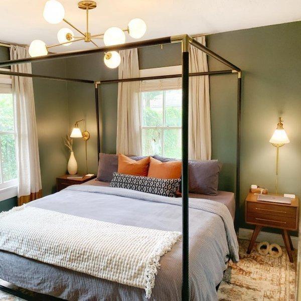 Aristin Chandelier Staggered Glass 6-Light