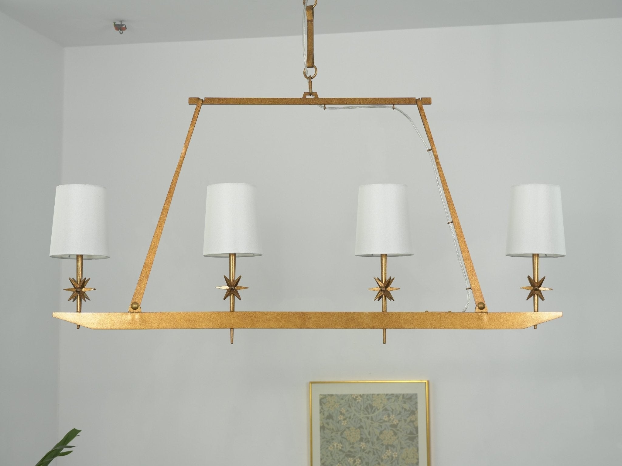 Lynve Brass Elegant Stellar Linear Chandelier
