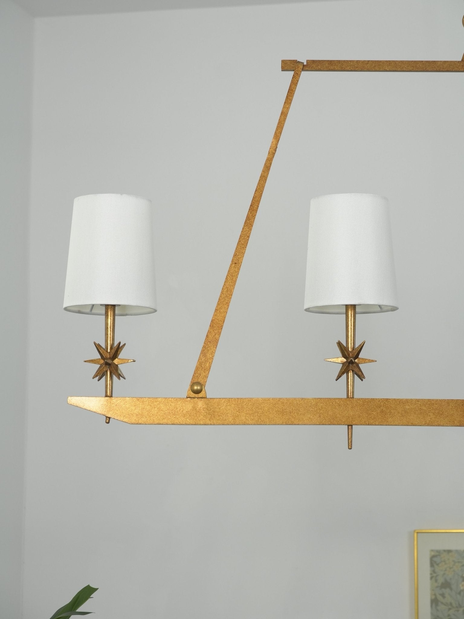 Lynve Brass Elegant Stellar Linear Chandelier