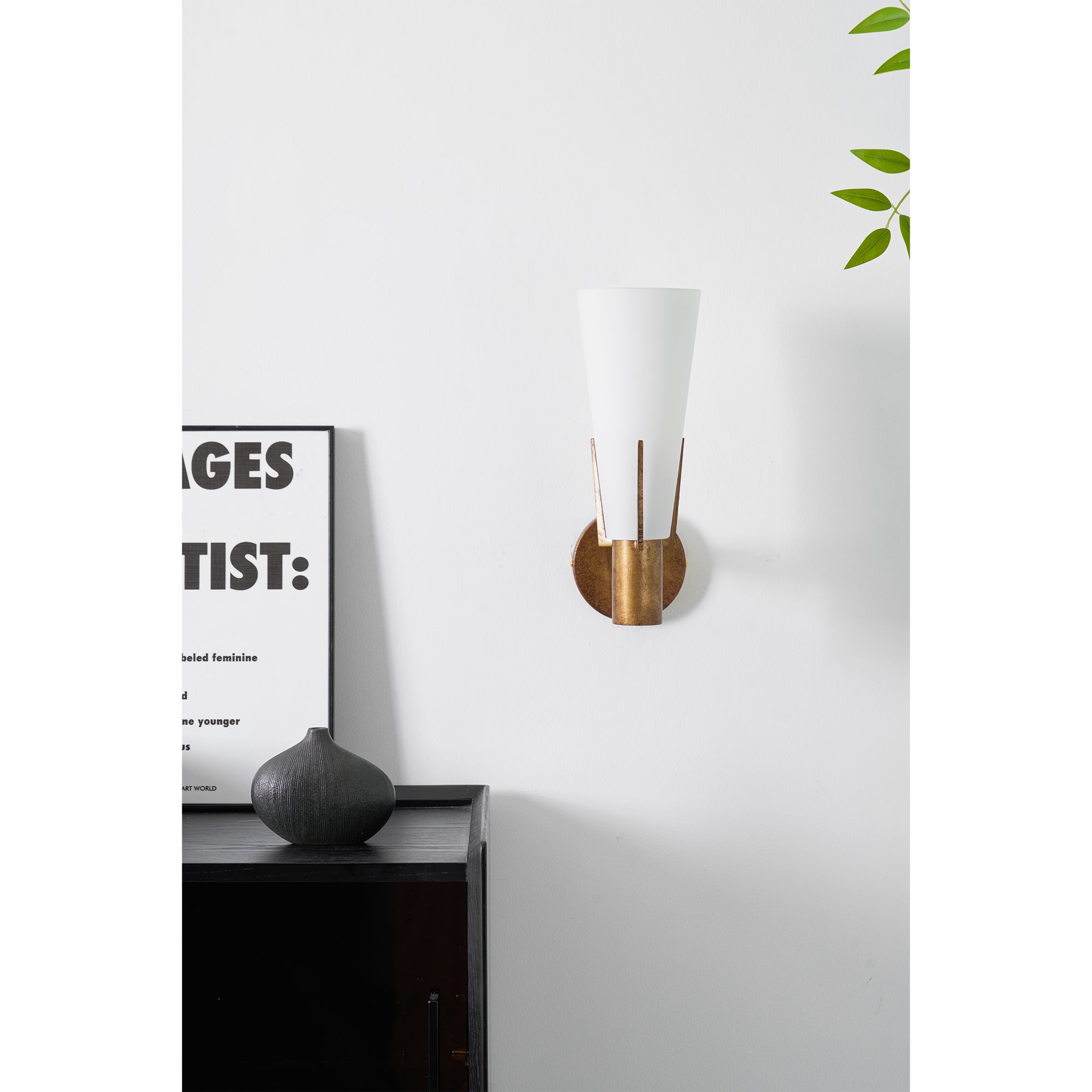 Vatalel Wall Lamp