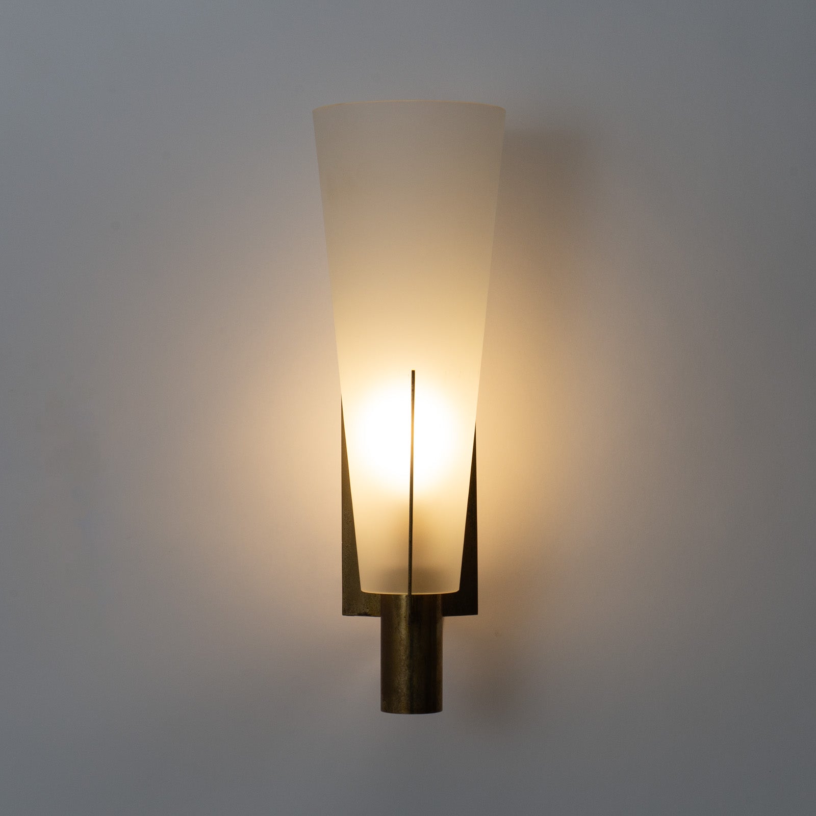 Vatalel Wall Lamp