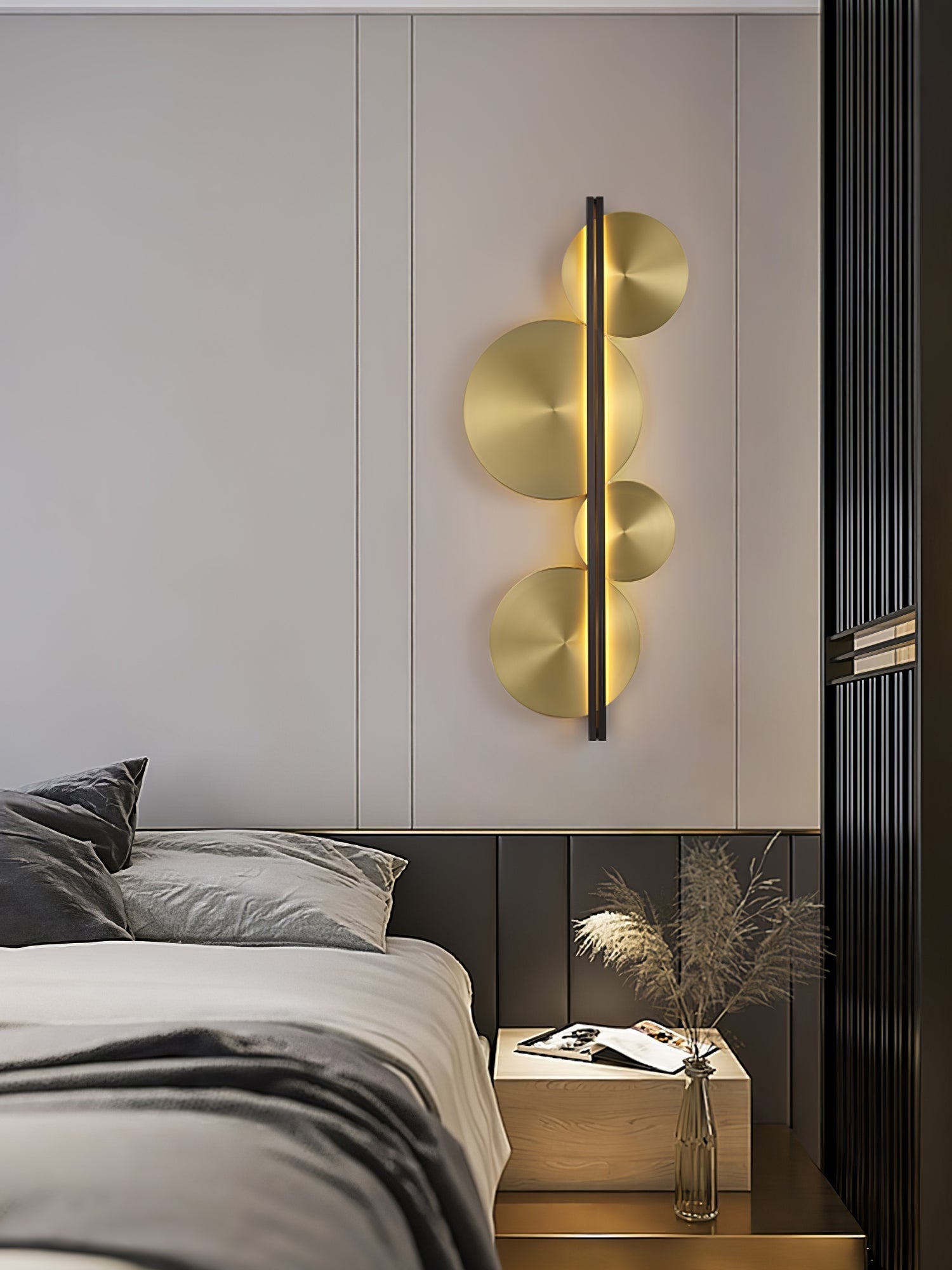 Oriivise Wall Lamp Gold Circular Sculptural