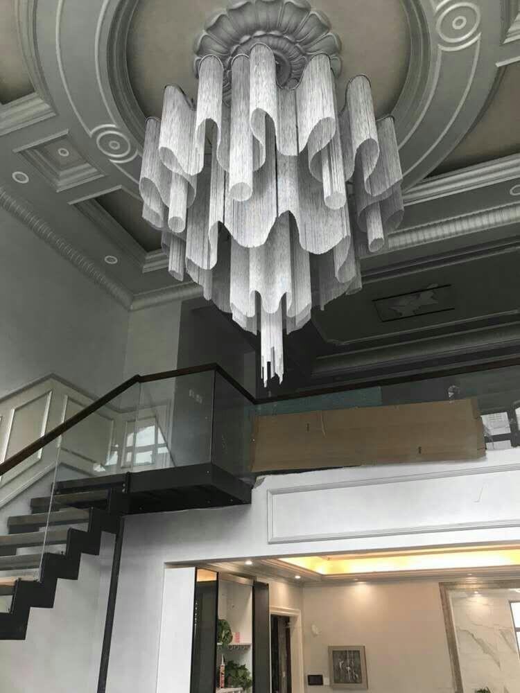 Noririne Stream Chain Chandelier