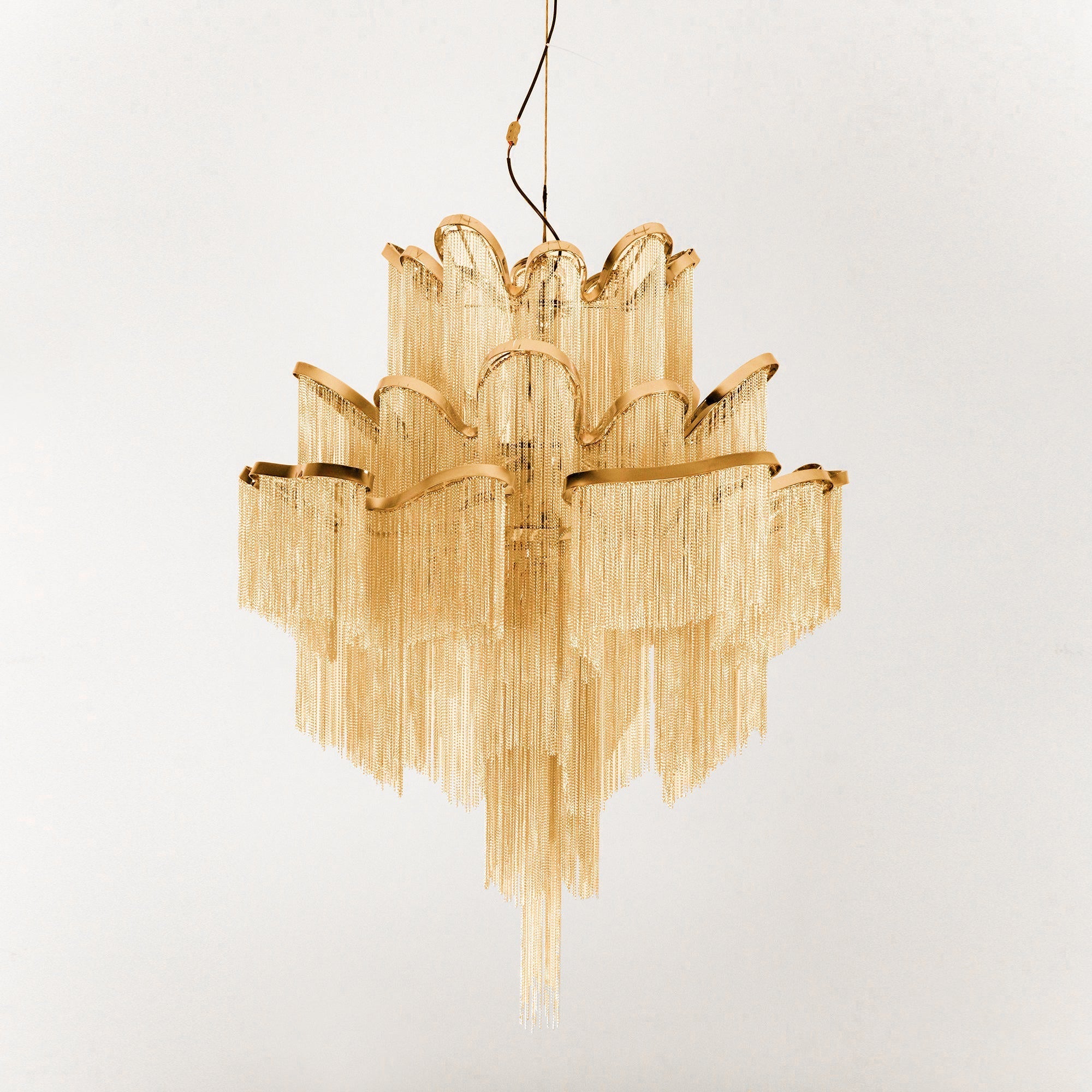 Noririne Stream Chain Chandelier