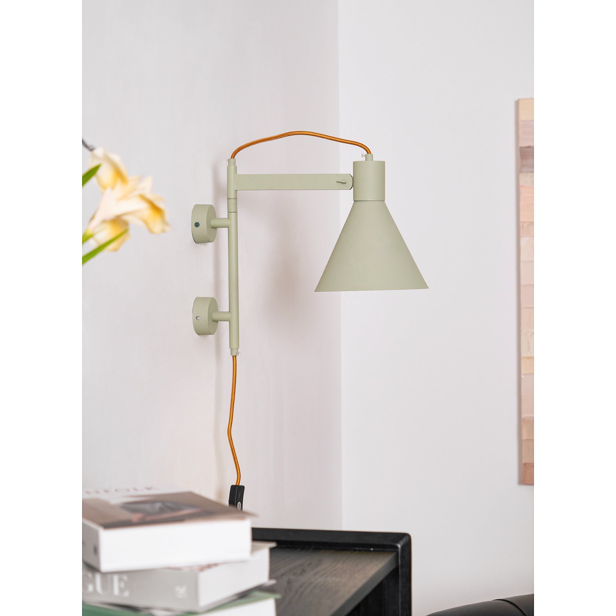 Avenirise Wall Lamp