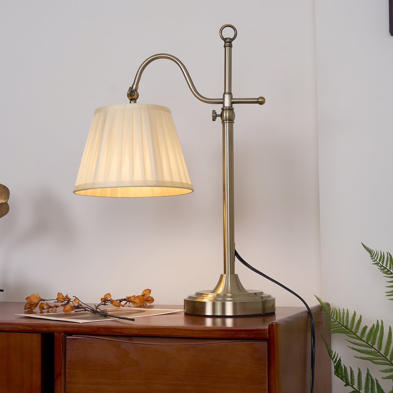 Avenuora Vintage Table Lamp