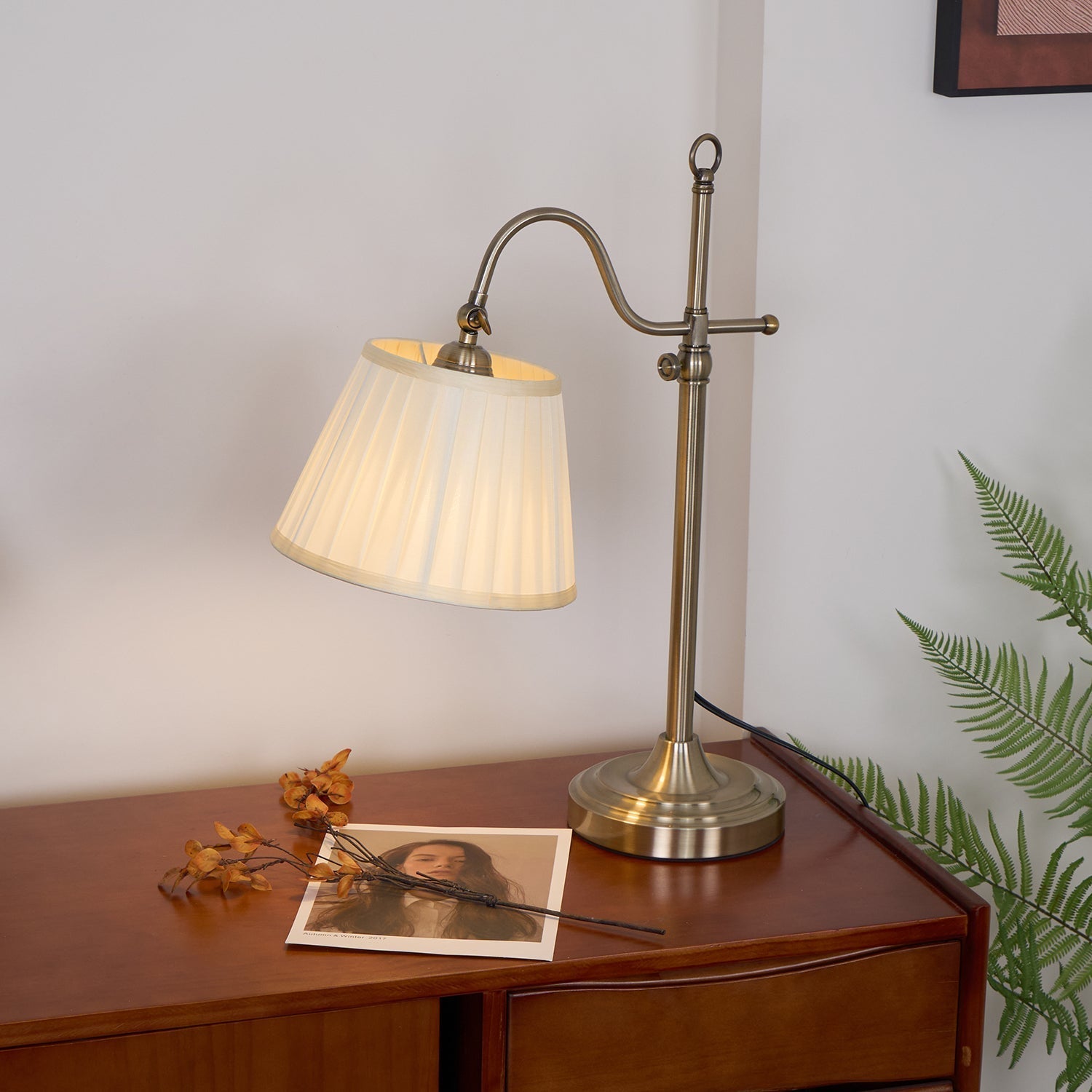 Avenuora Vintage Table Lamp