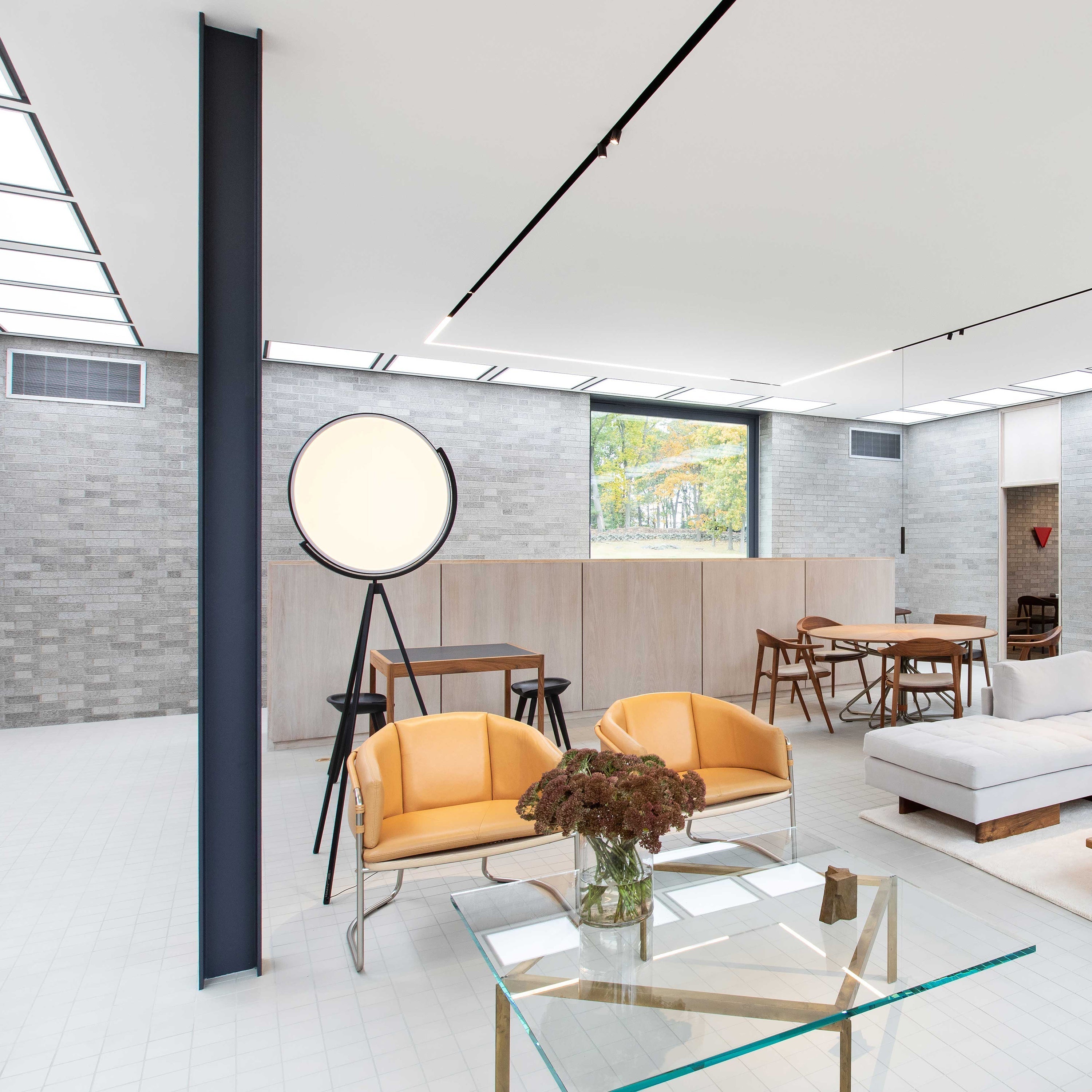 Sorisia Floor Lamp