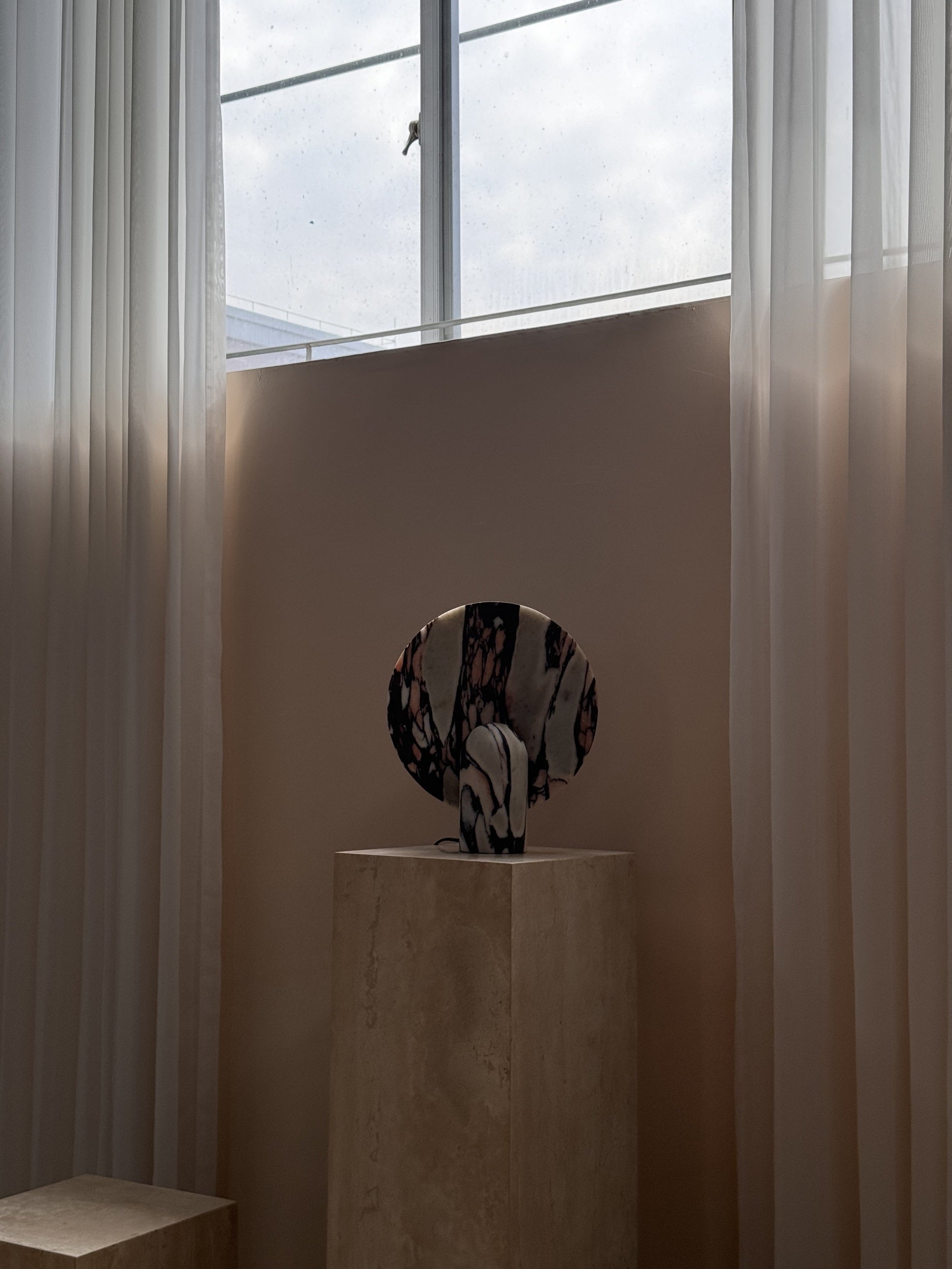 Calelora Table Lamp