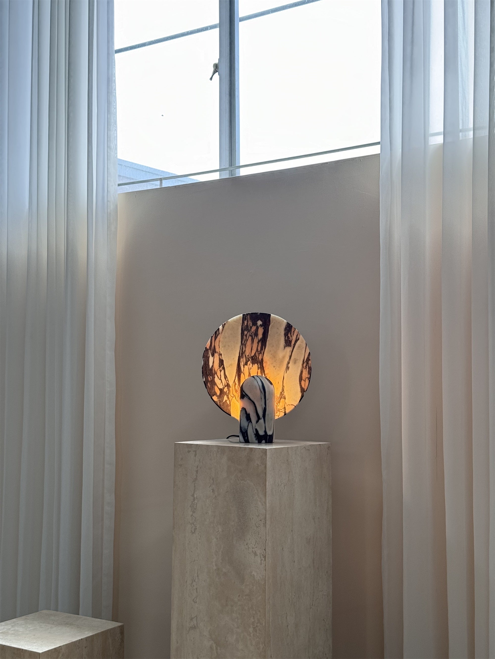 Calelora Table Lamp