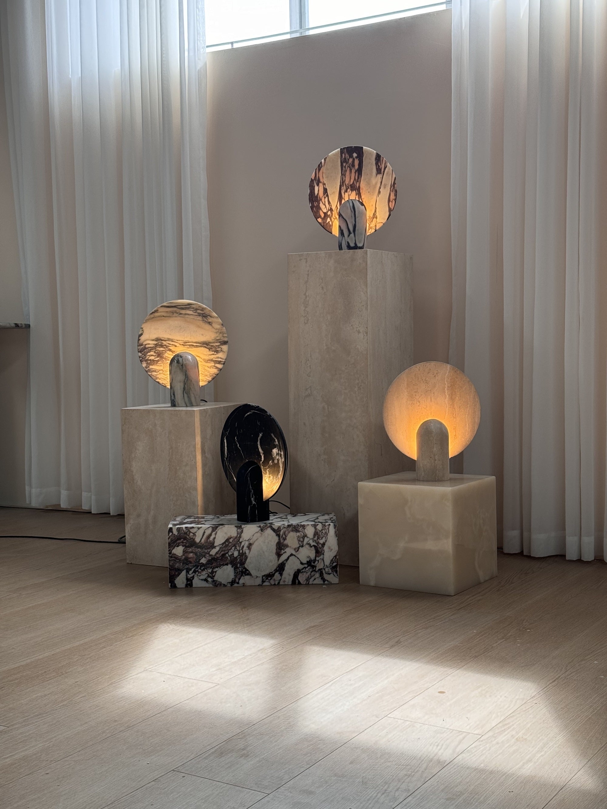 Calelora Table Lamp