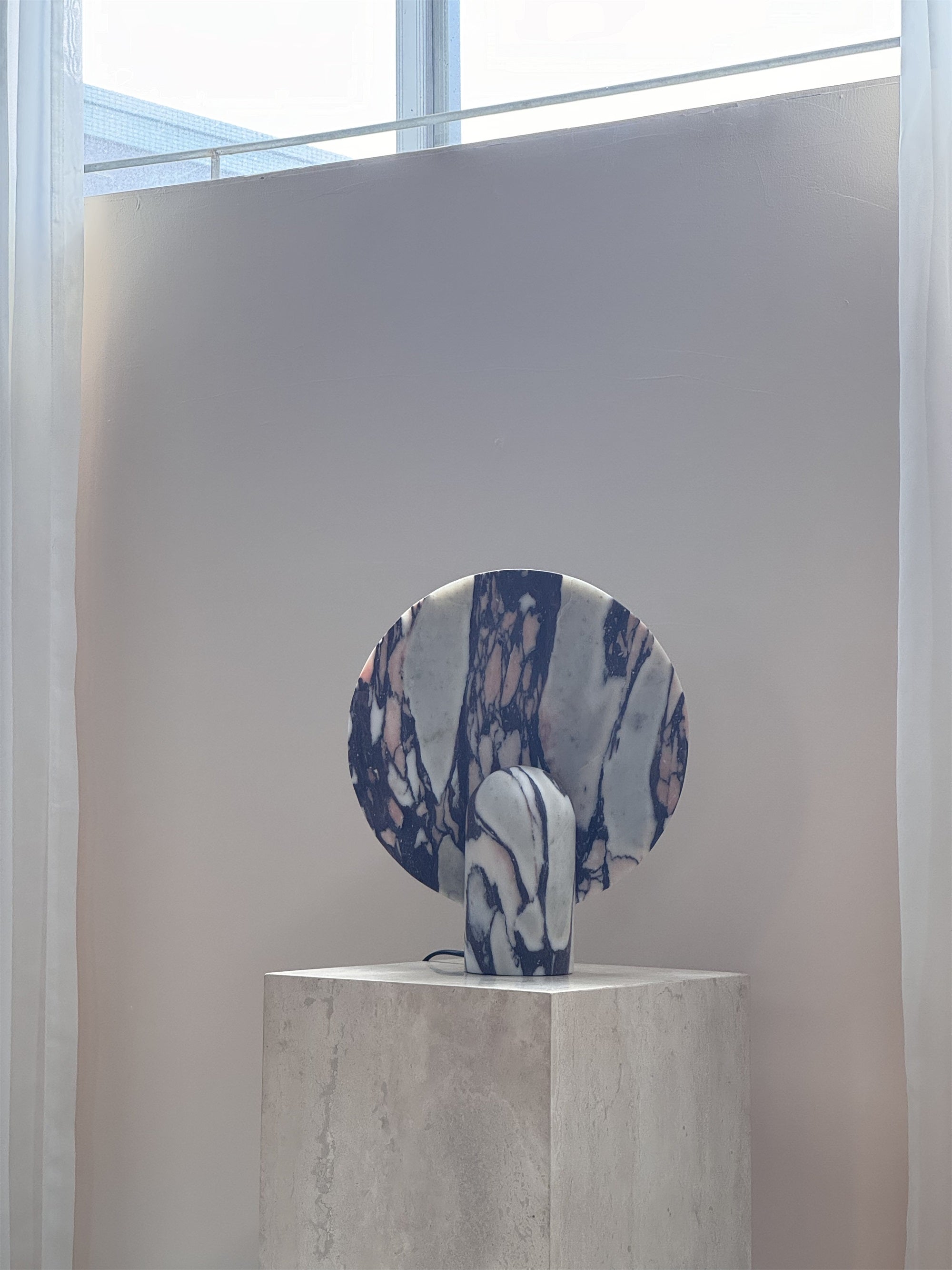 Calelora Table Lamp