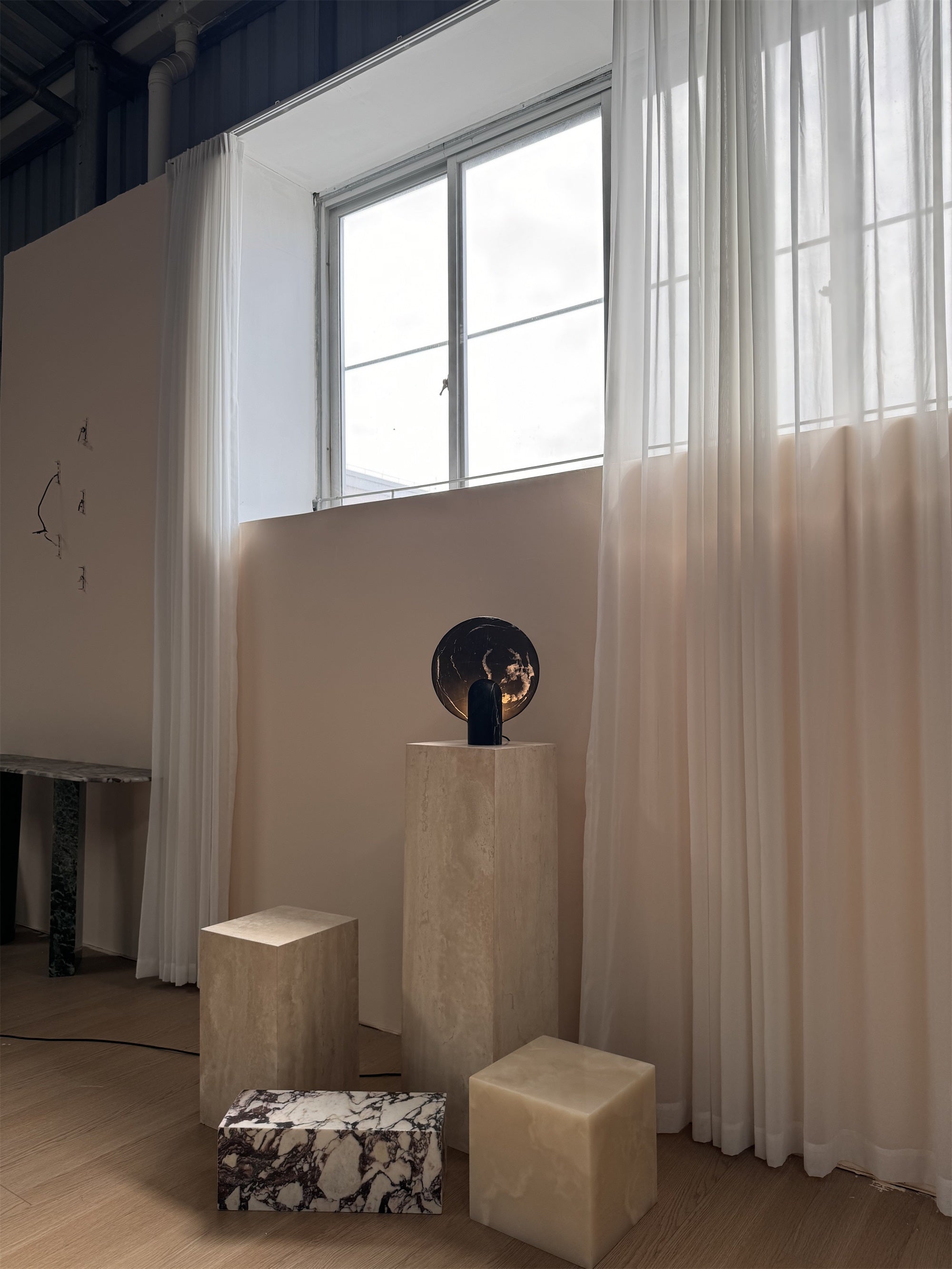 Calelora Table Lamp