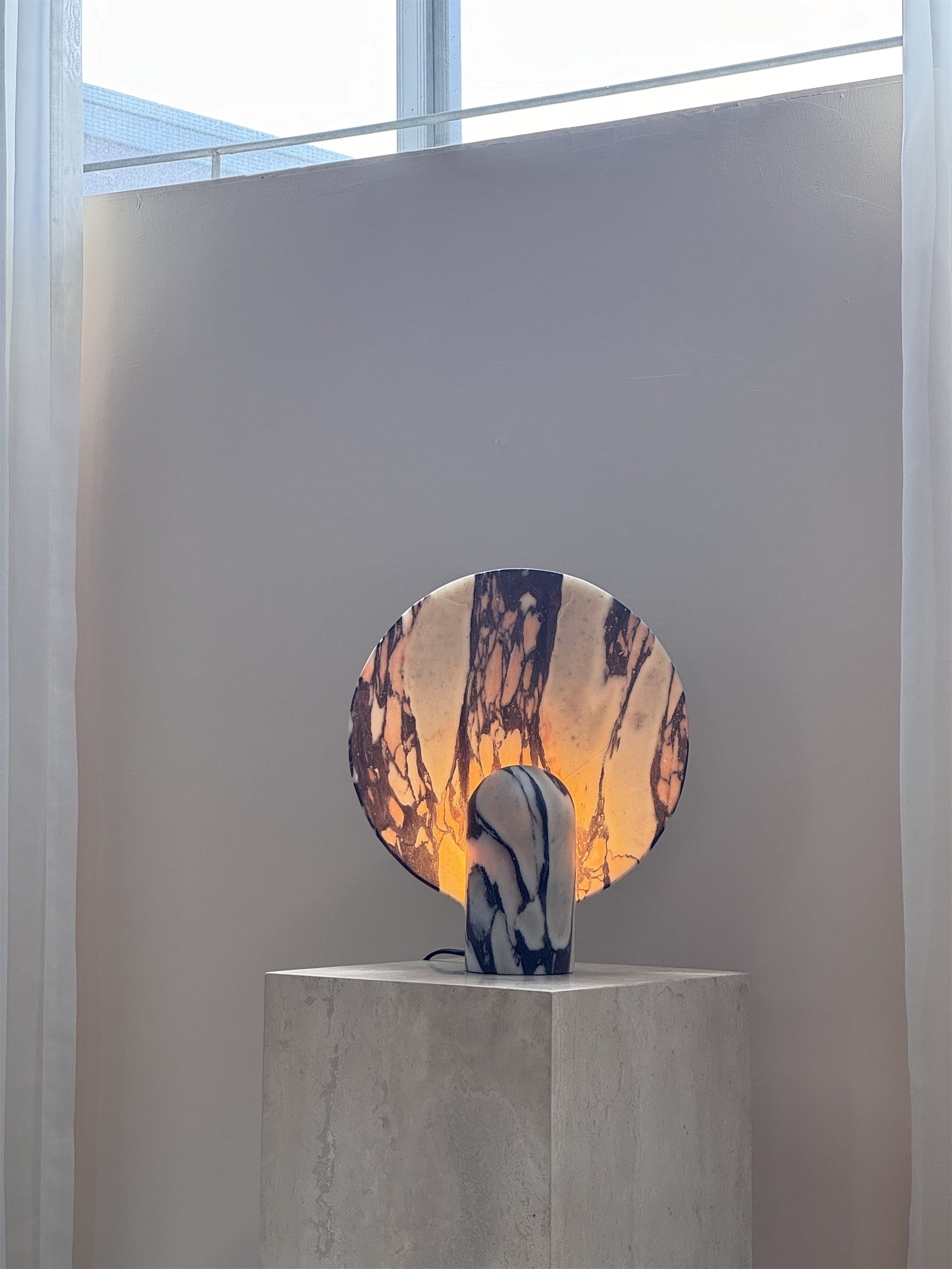 Calelora Table Lamp