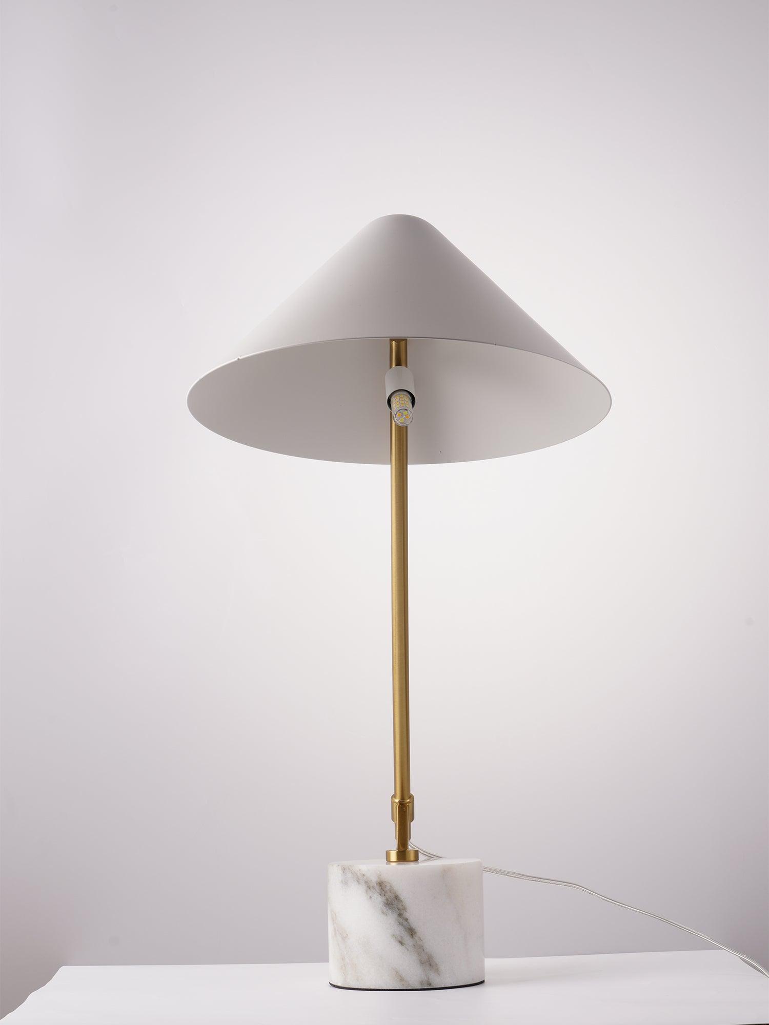 Yule Small Hat Table Lamp