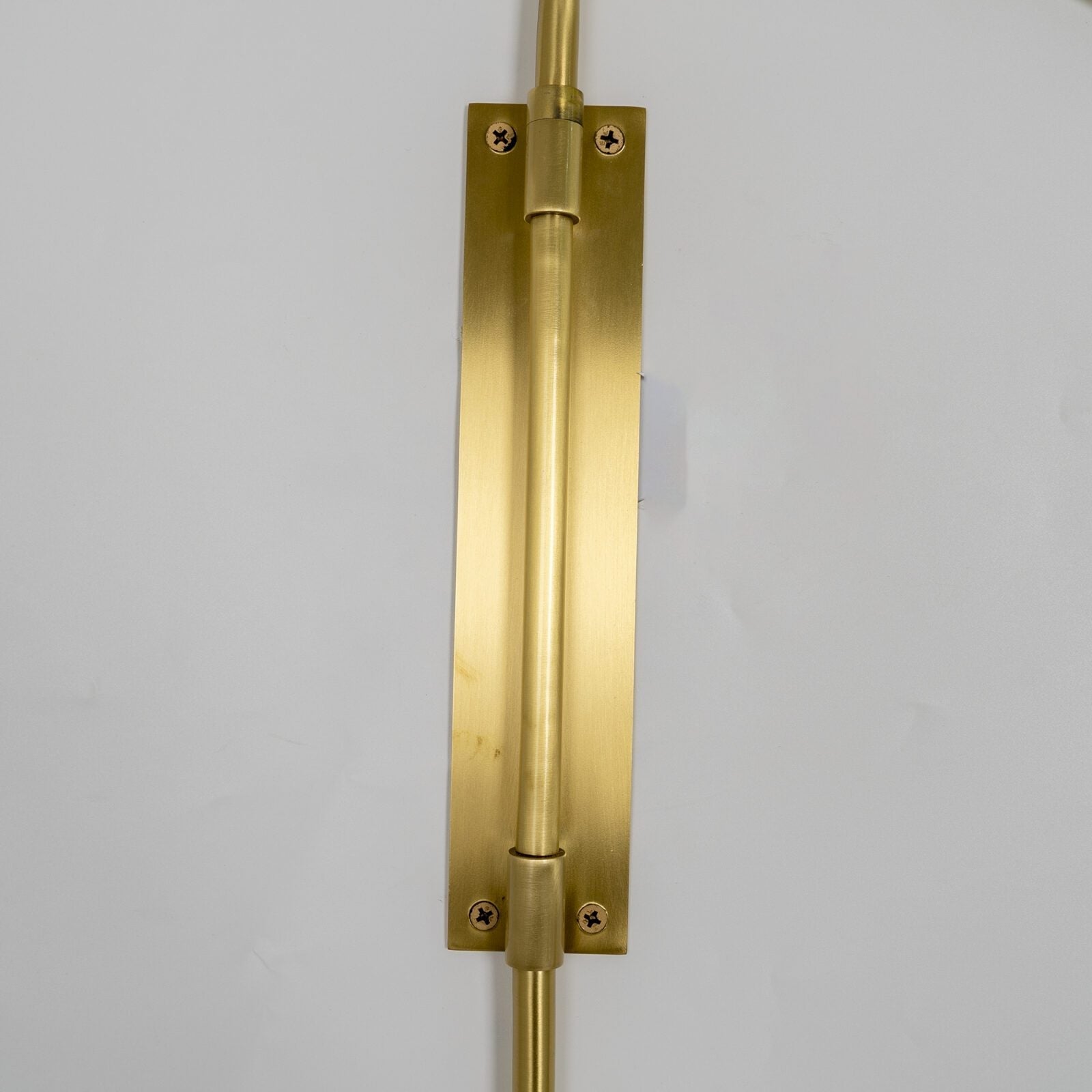 Viraeira Wall Lamp