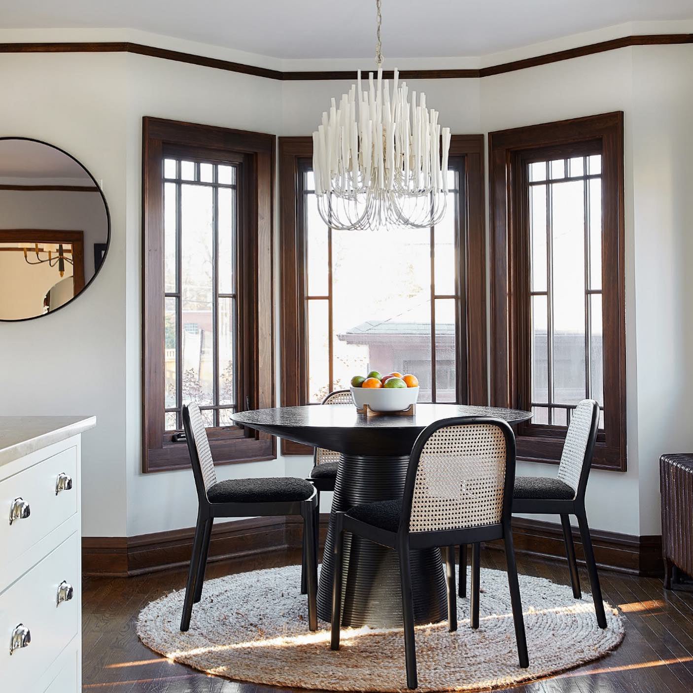 Nyphaiel Postmodern Luxury Wood Chandelier