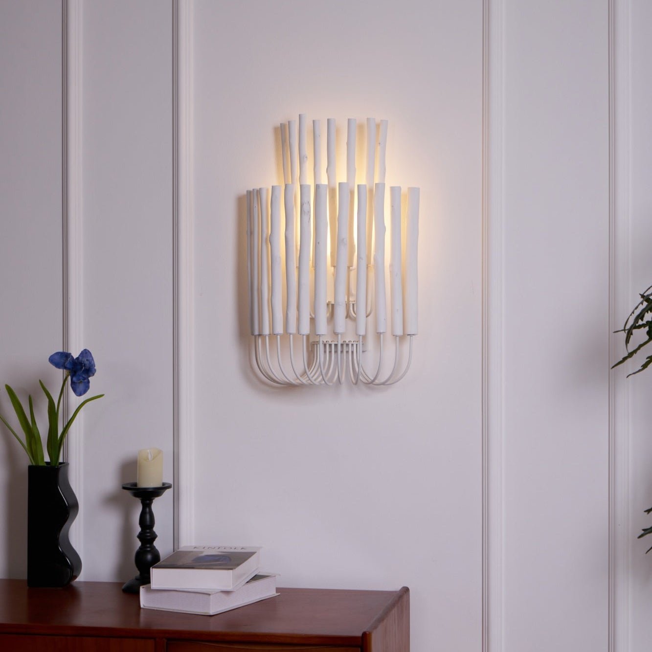 Vasilora Individual Creativity Art Wood Wall Lamp