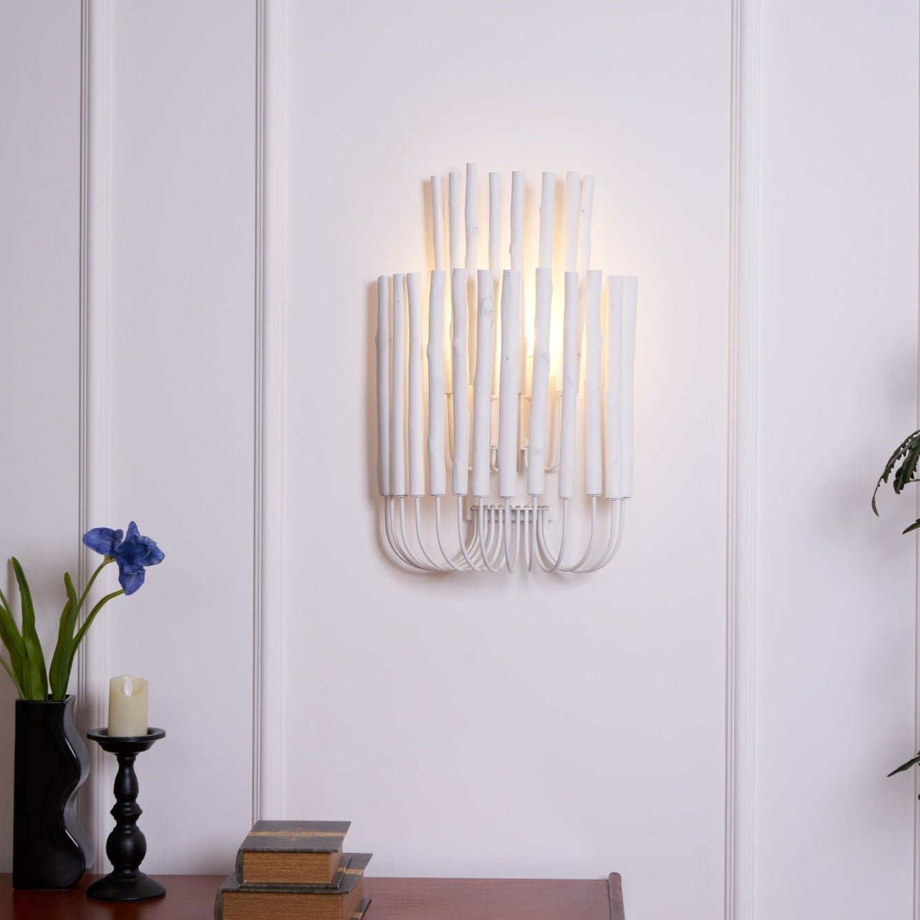 Vasilora Individual Creativity Art Wood Wall Lamp