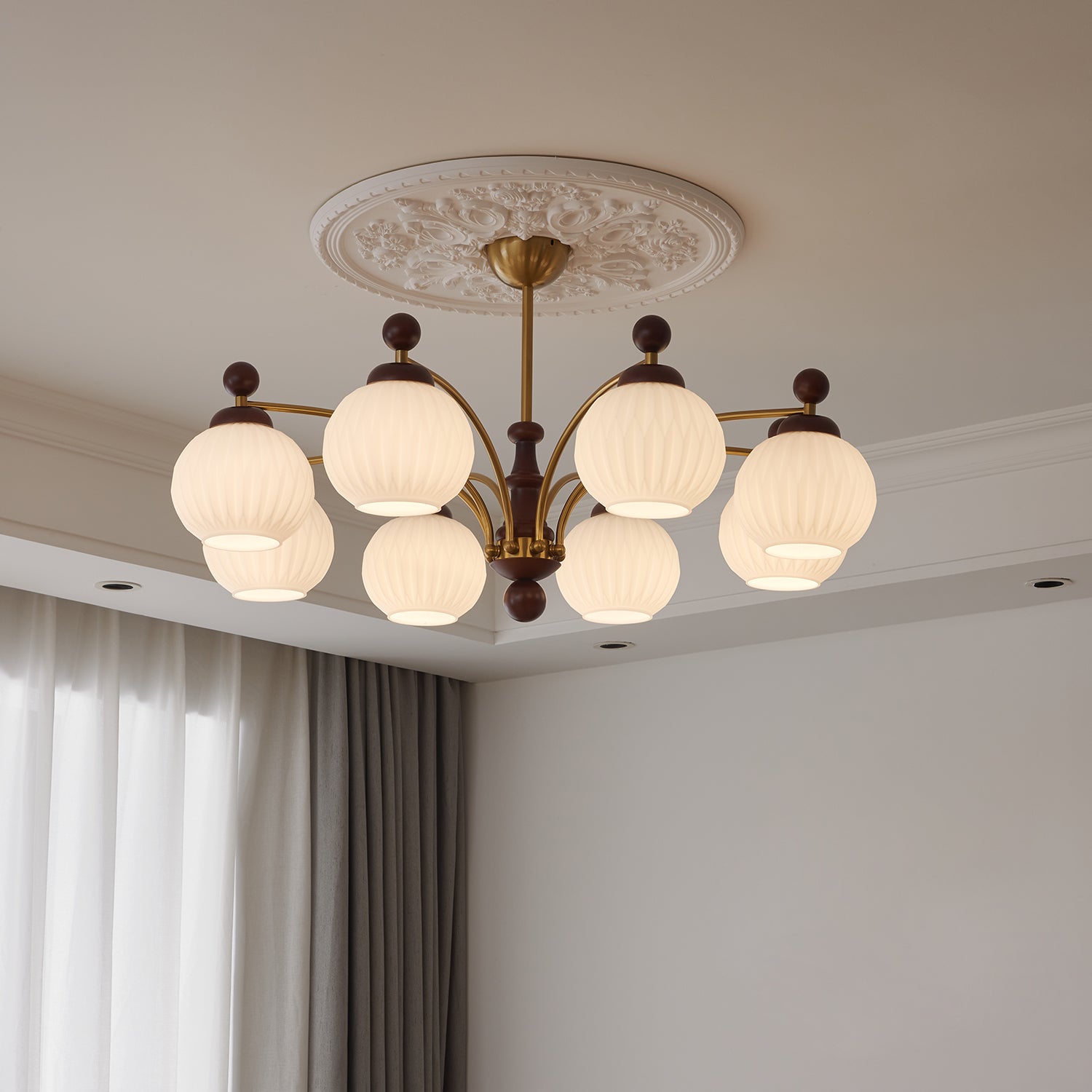 Vedoror Traditional Classic Orb Wood Glass Chandelier