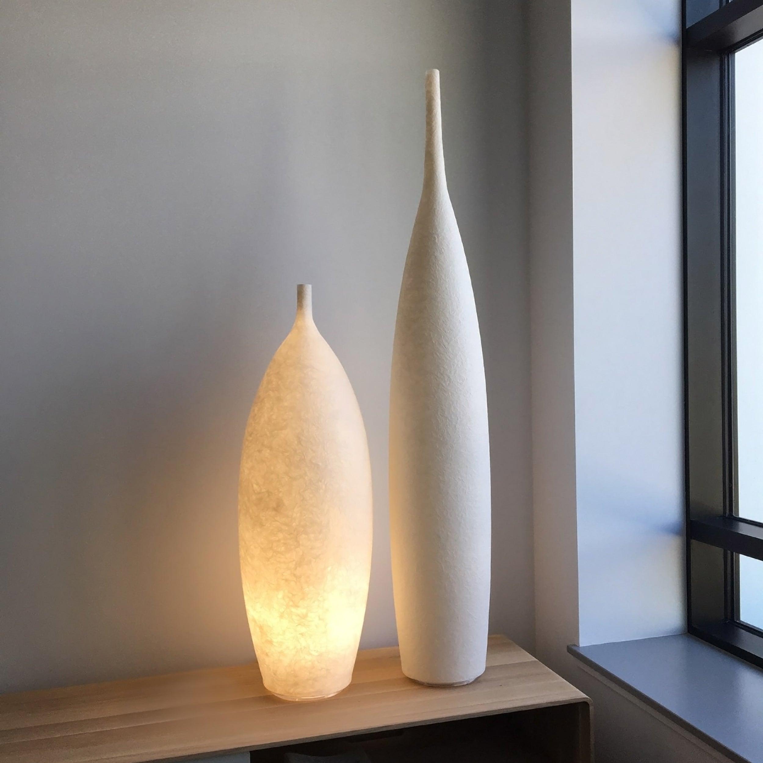 Nirivia Modern Resin Floor Lamp