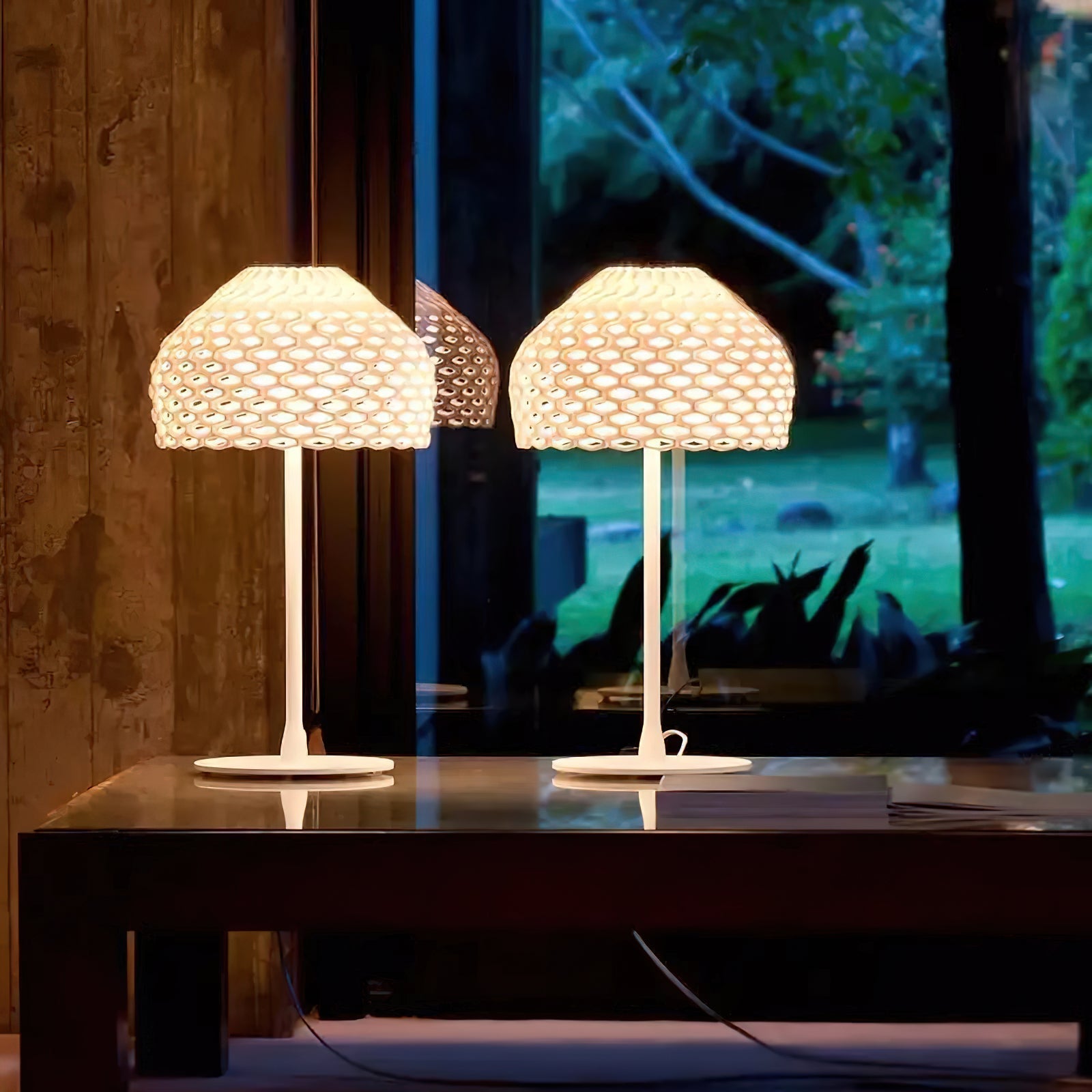 Vintace Plastic Industrial Table Lamp
