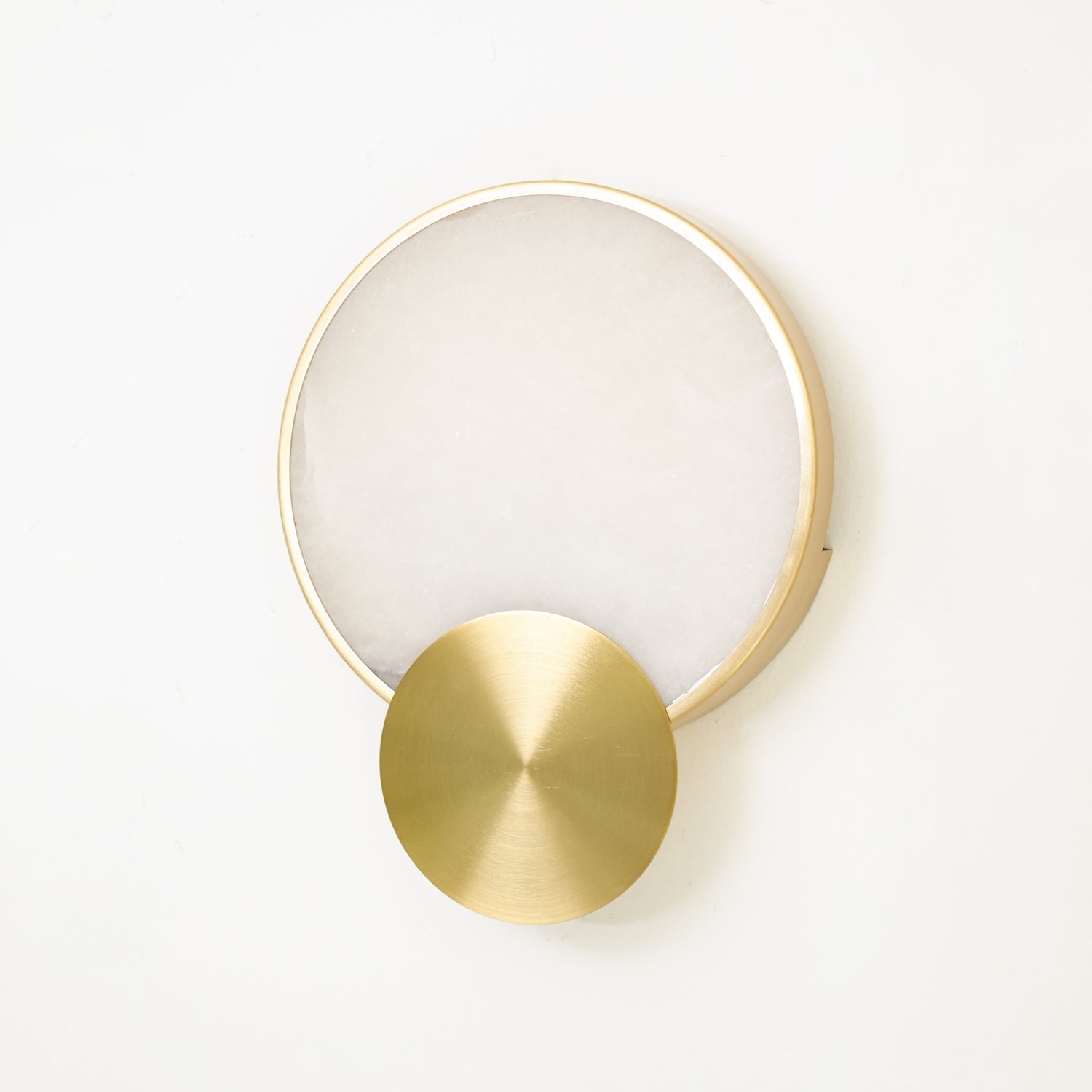 Myvelarae Circular Alabaster Wall Light