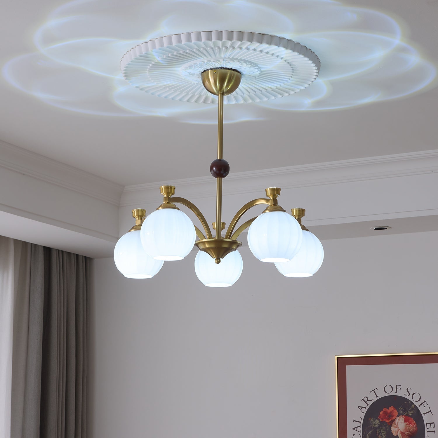Usilia Elegance Vintage Glass Wood Chandelier