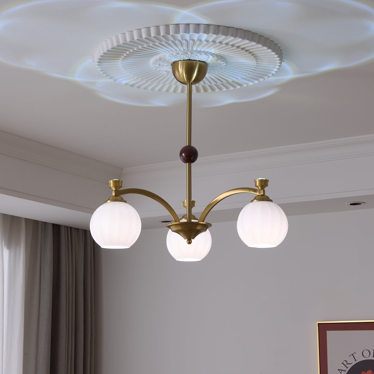 Usilia Elegance Vintage Glass Wood Chandelier