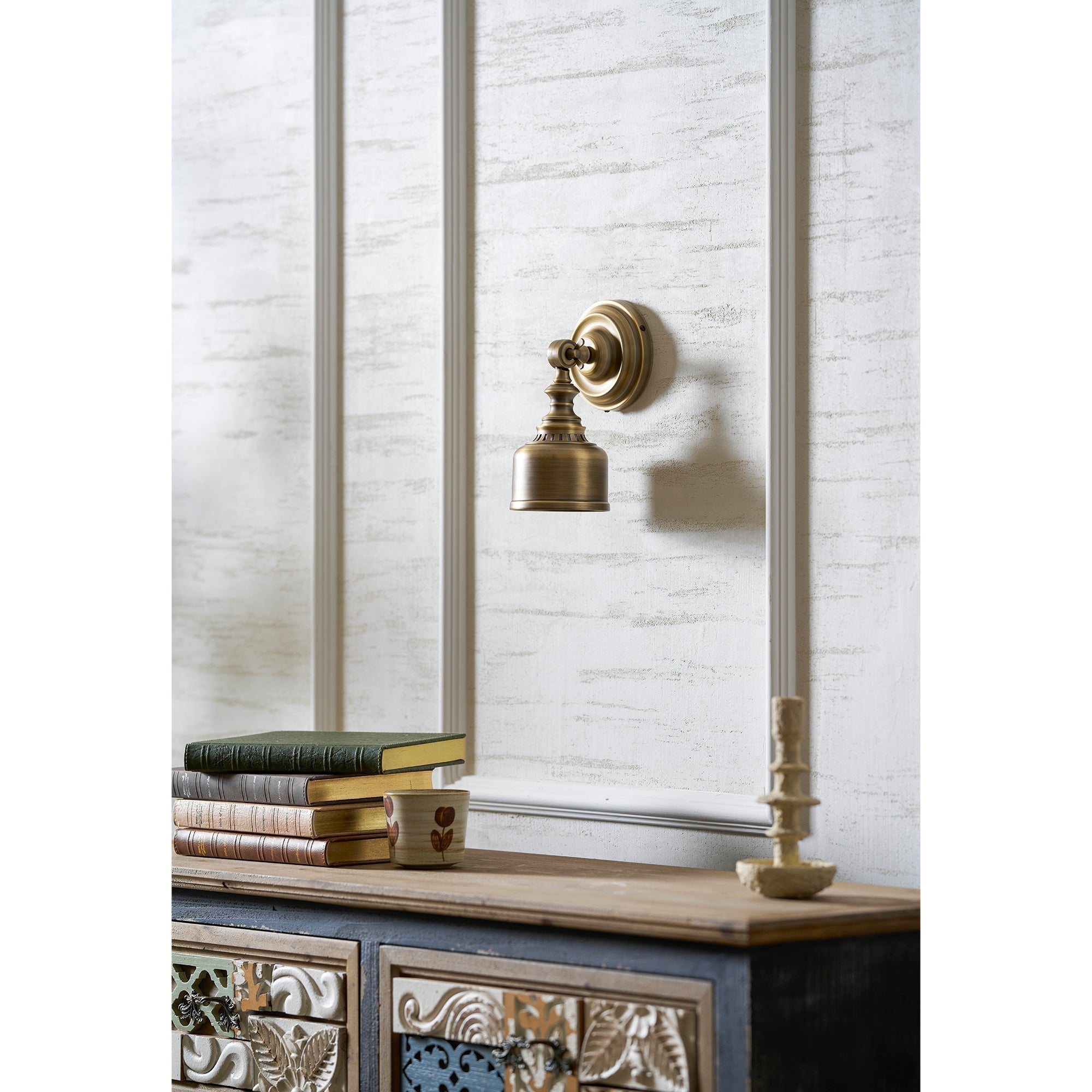 Graham Wall Lamp