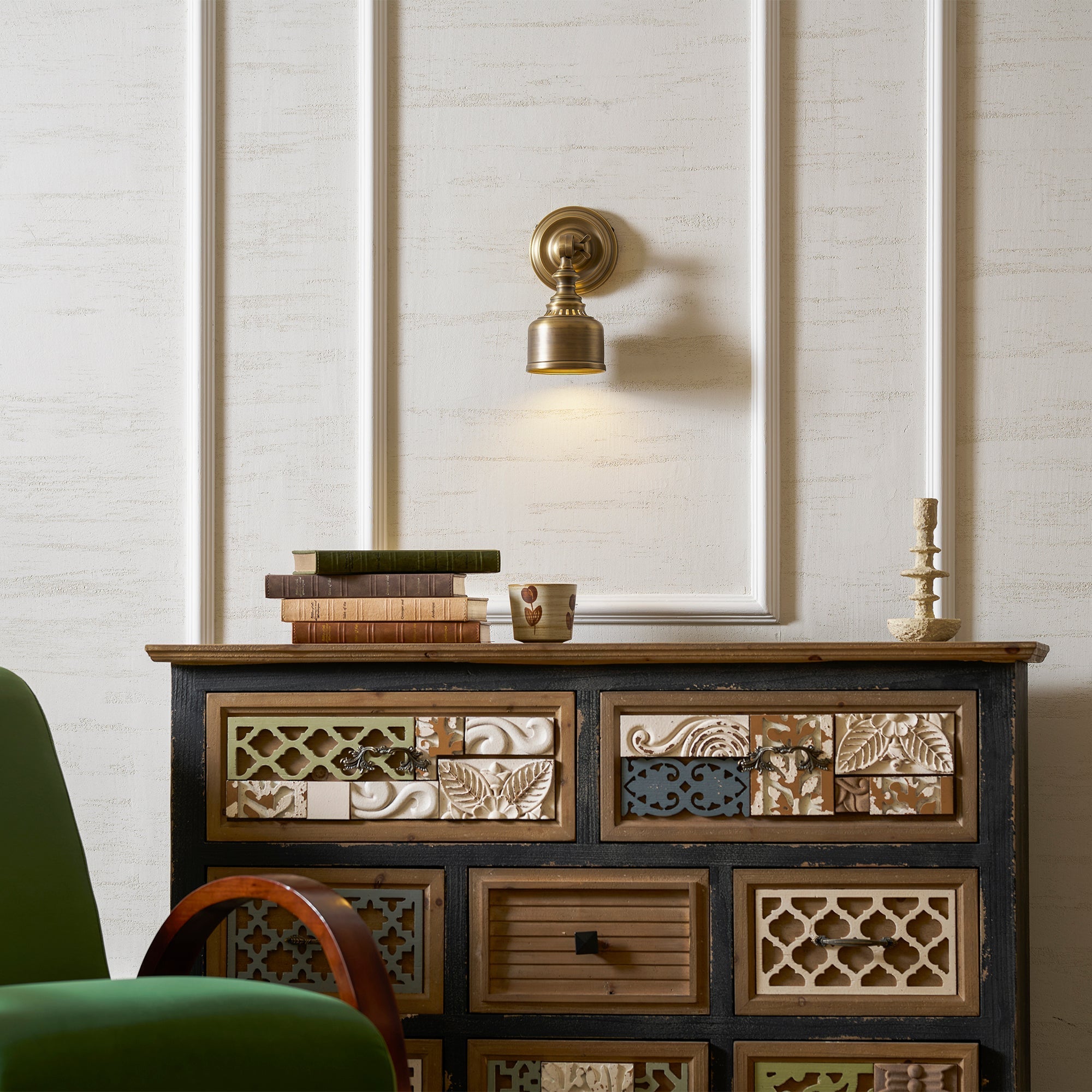 Graham Wall Lamp