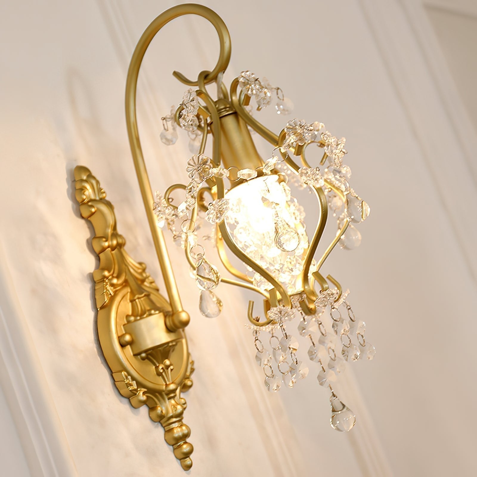 Elyenelia Postmodern Luxury Crystal Wall Lamp