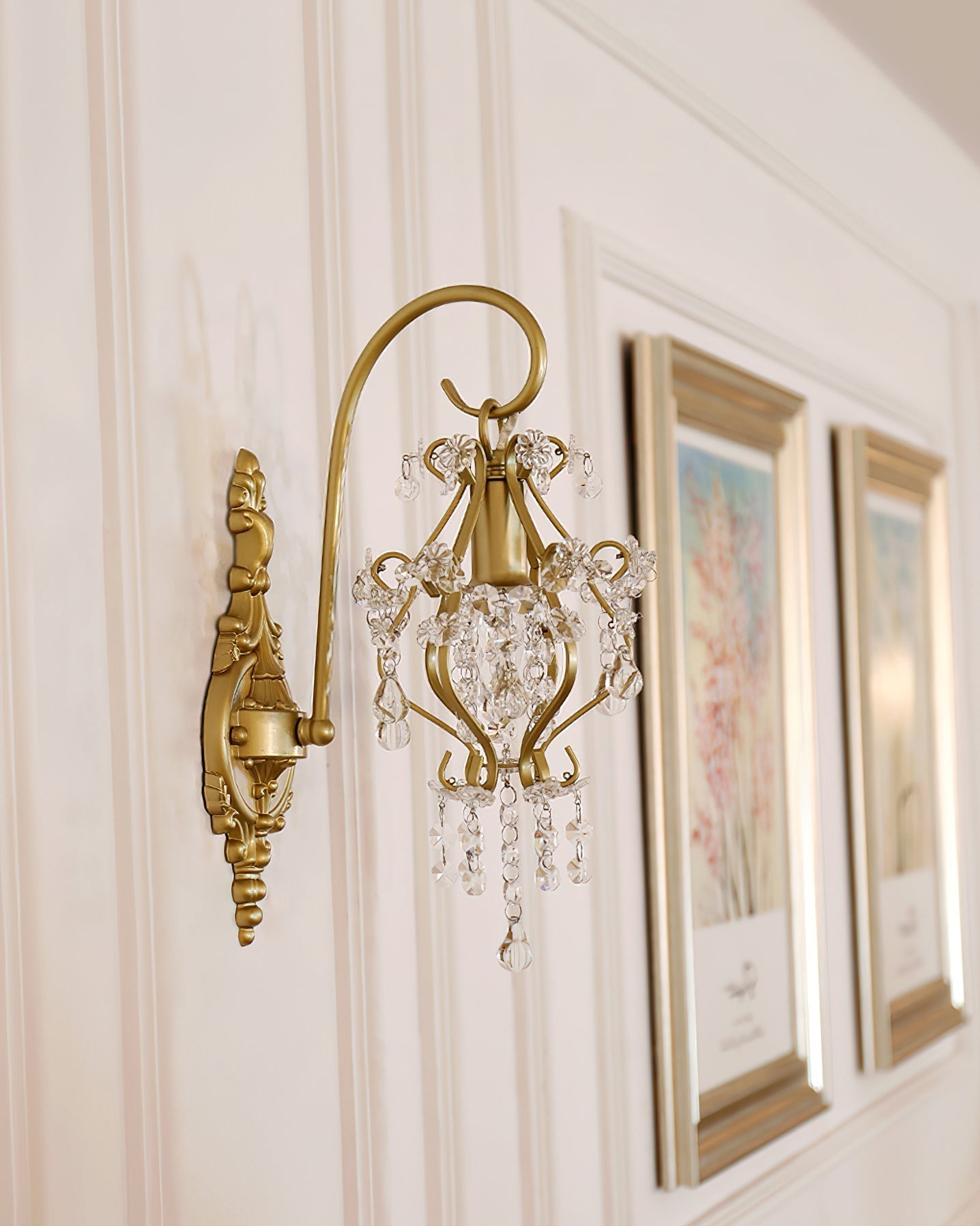 Elyenelia Postmodern Luxury Crystal Wall Lamp