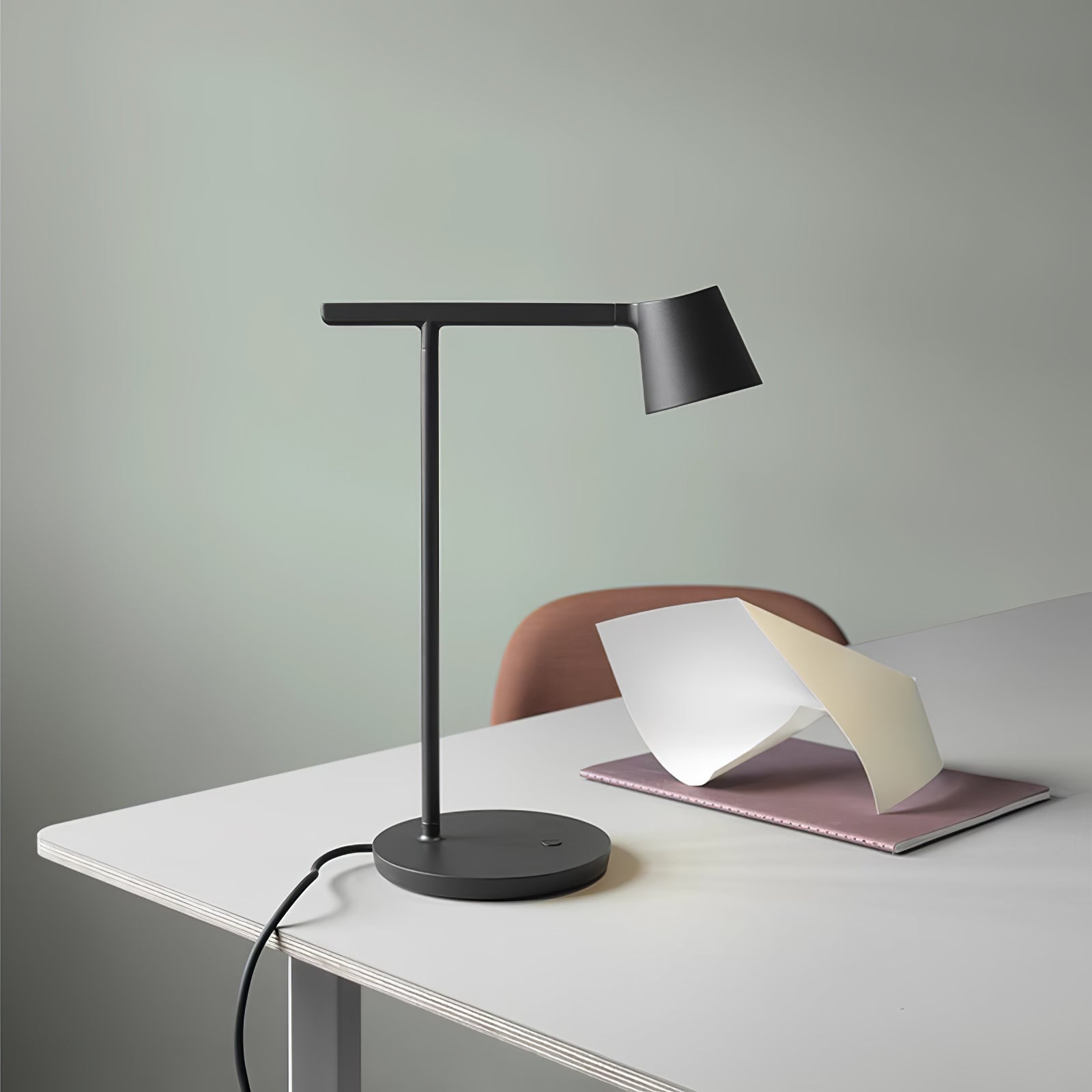 Caelthorne Core Table Lamp