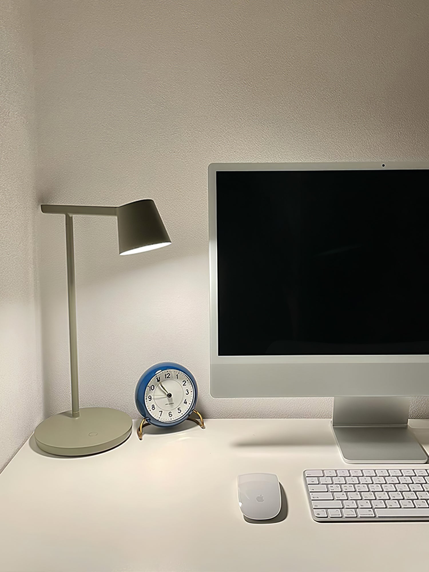 Caelthorne Core Table Lamp
