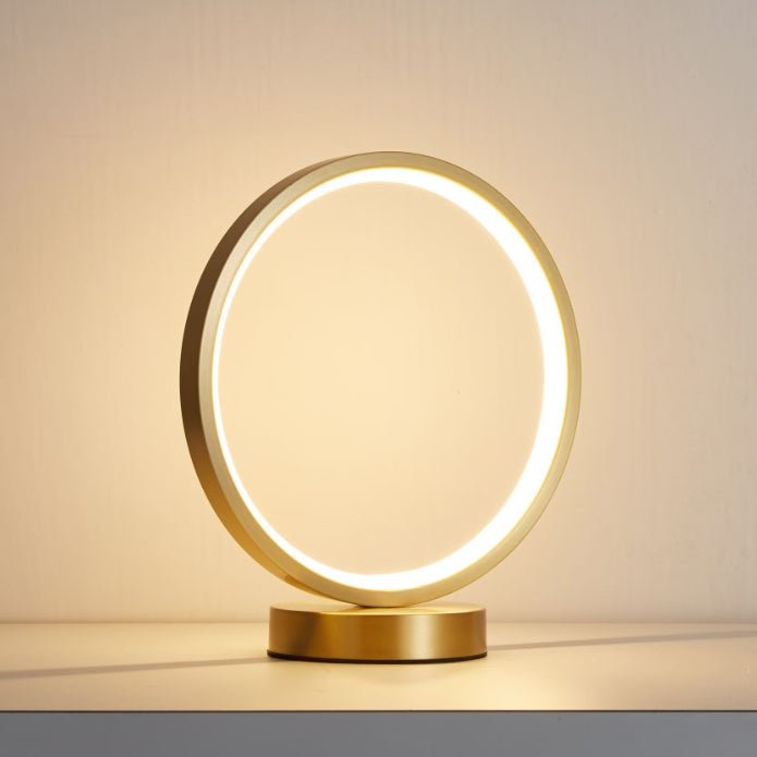 Cirra Elegan Brass Table Lamp