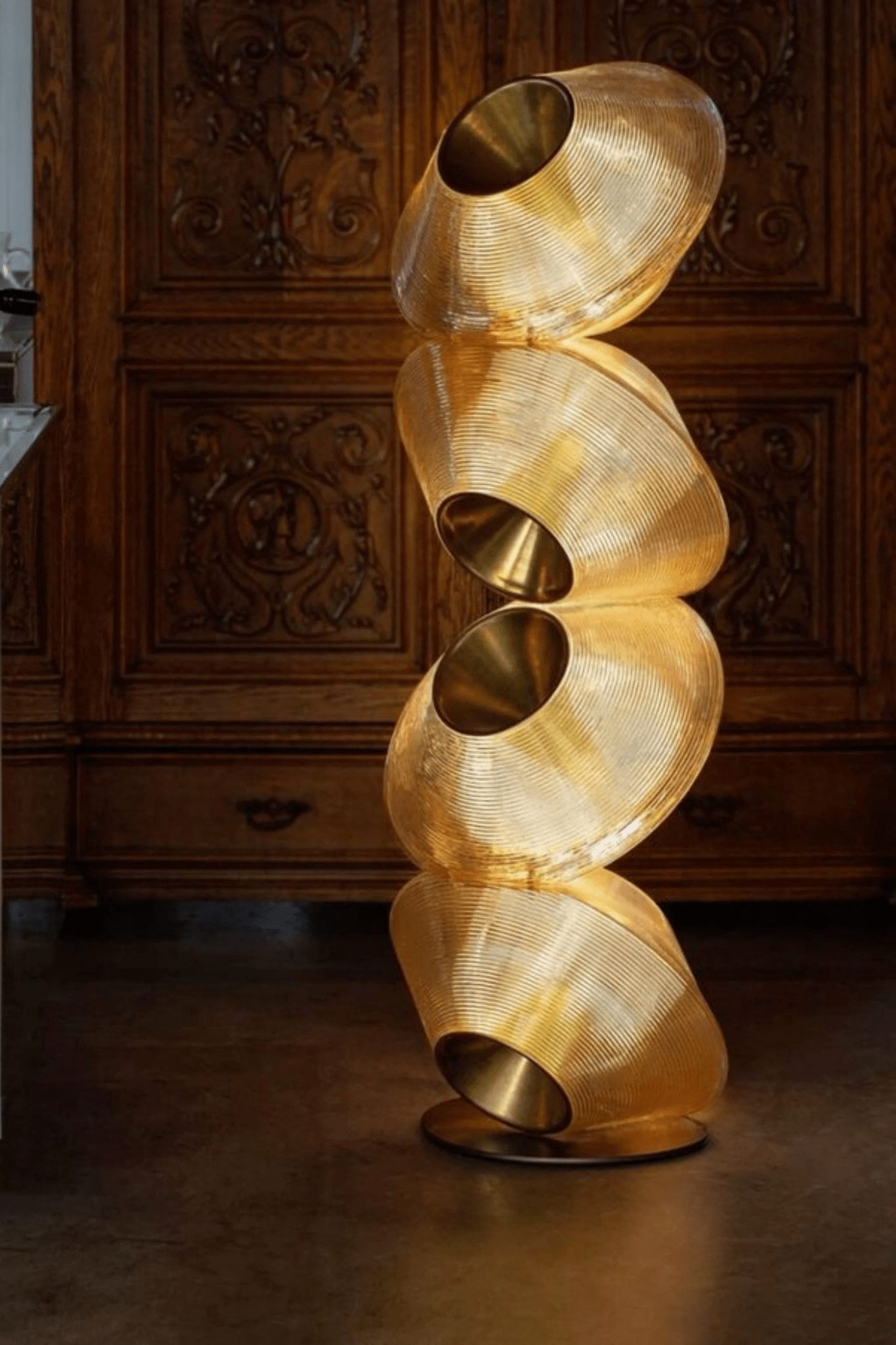 Caluena Lumen Tower Floor Light
