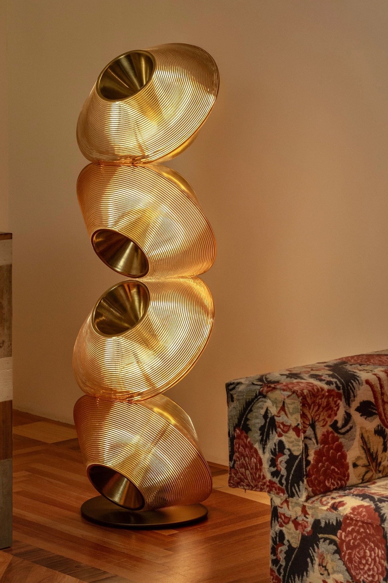 Caluena Lumen Tower Floor Light