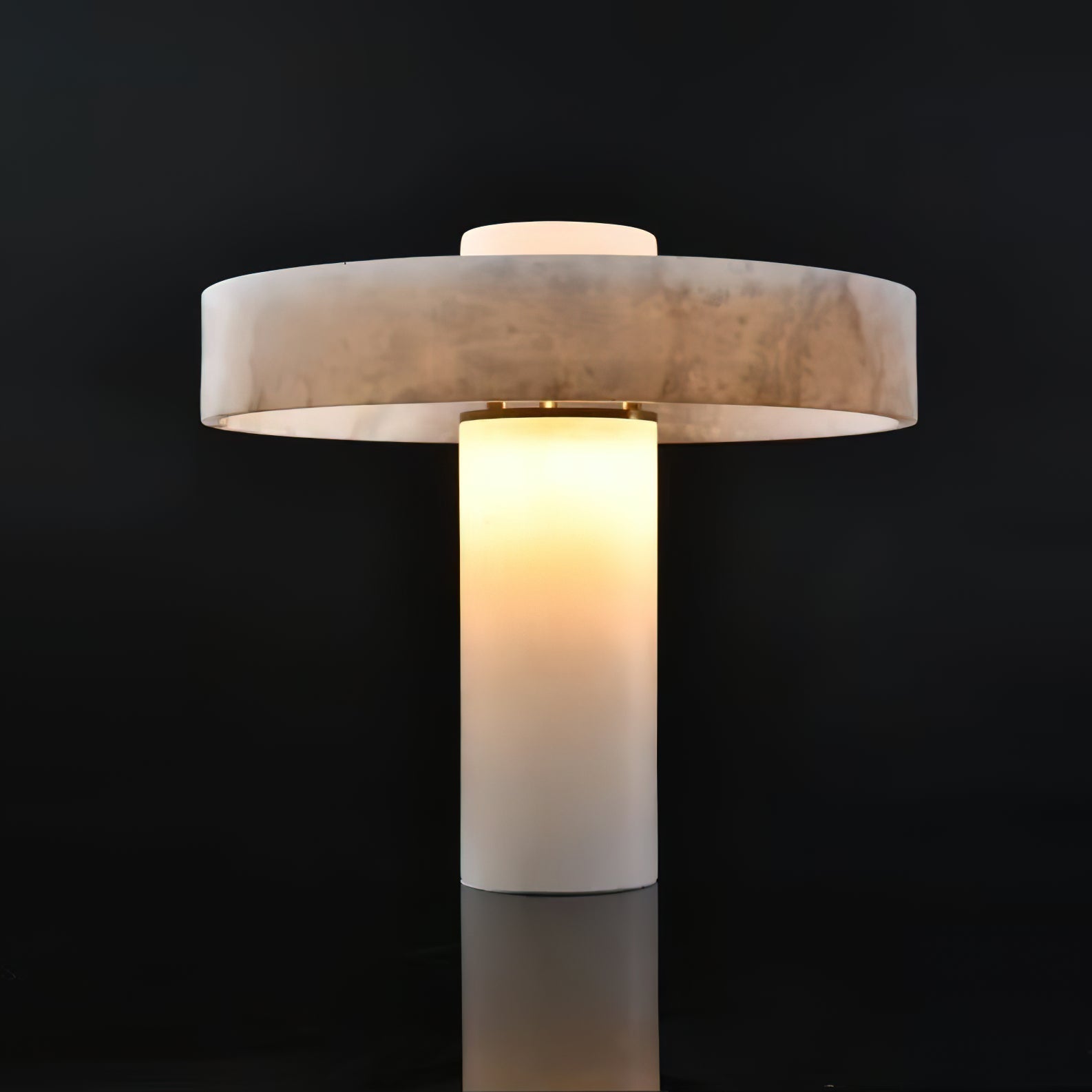 Soreraya Table Lamp