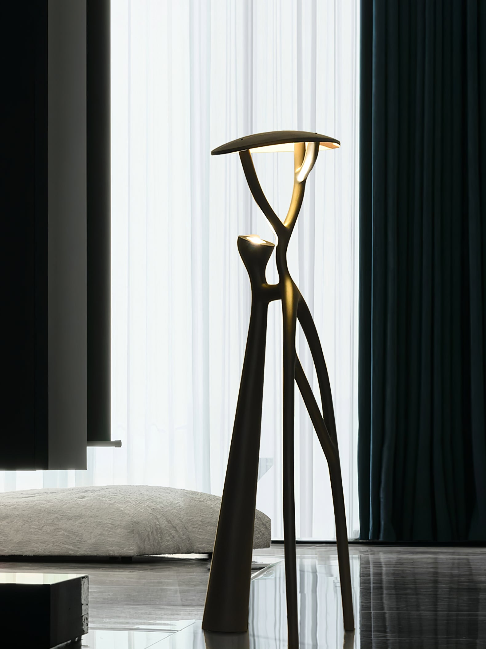 Seluia Gothic Tree Sculpture Floor Lamp