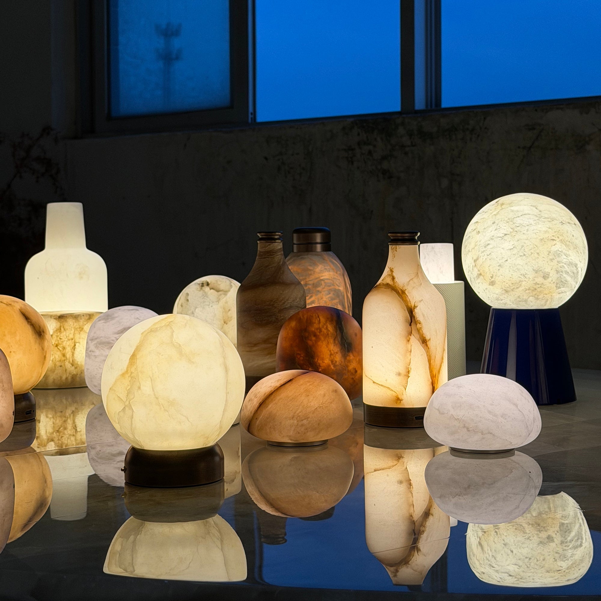 Trevi Orb Portable Table Lamp (Rechargeable)